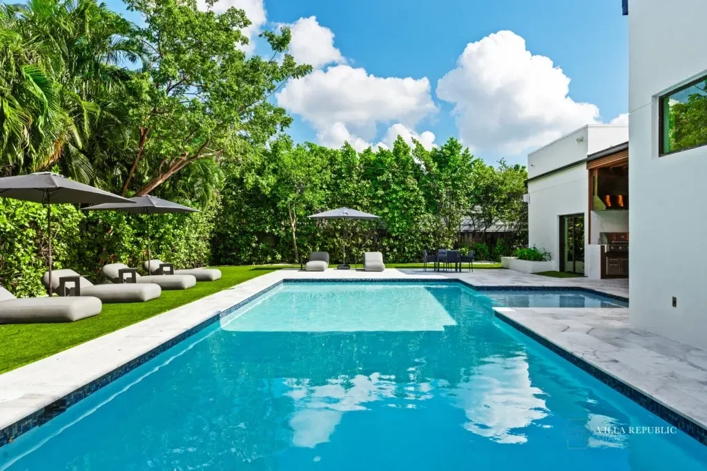 imgi_109_VillaRepublicMiami-VillaMaya-NorthMiamiBeach-4-1024x683.webp