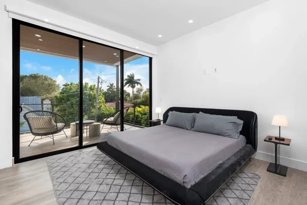 imgi_77_villa-republic-miami-villa-summercrest-077-1024x684.webp
