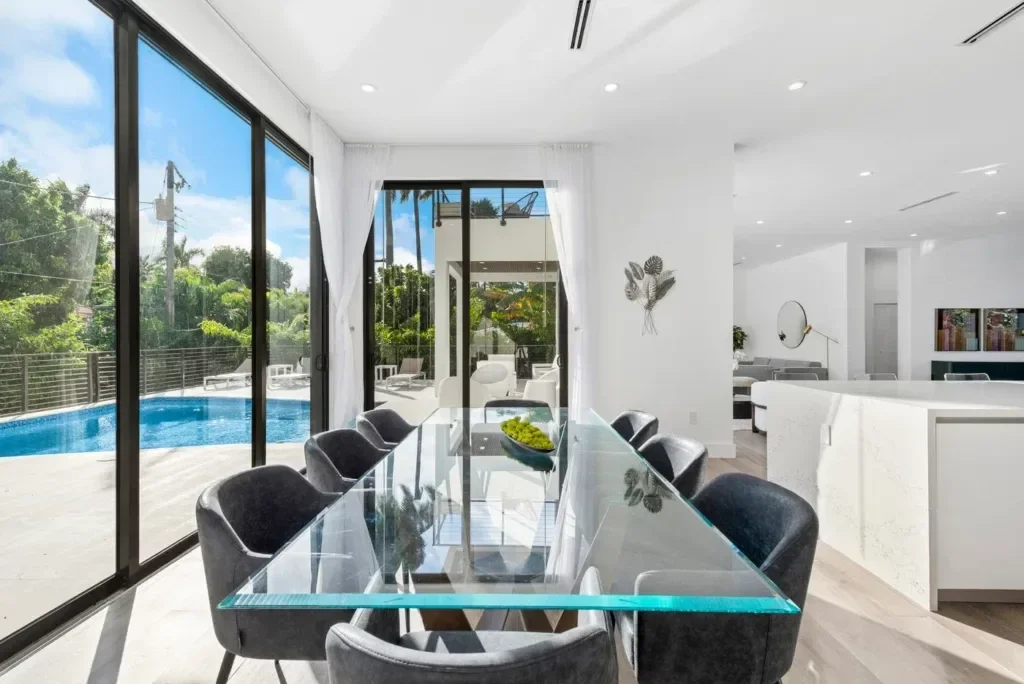 imgi_117_villa-republic-miami-villa-summercrest-037-1024x684.webp