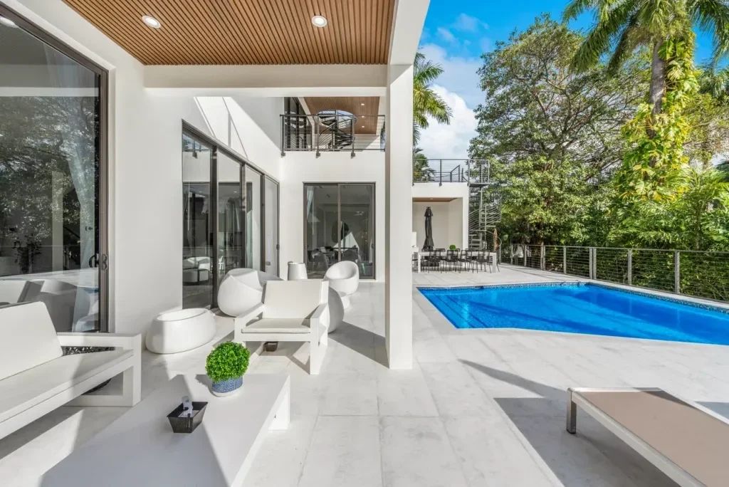 imgi_134_villa-republic-miami-villa-summercrest-020-1024x684.webp