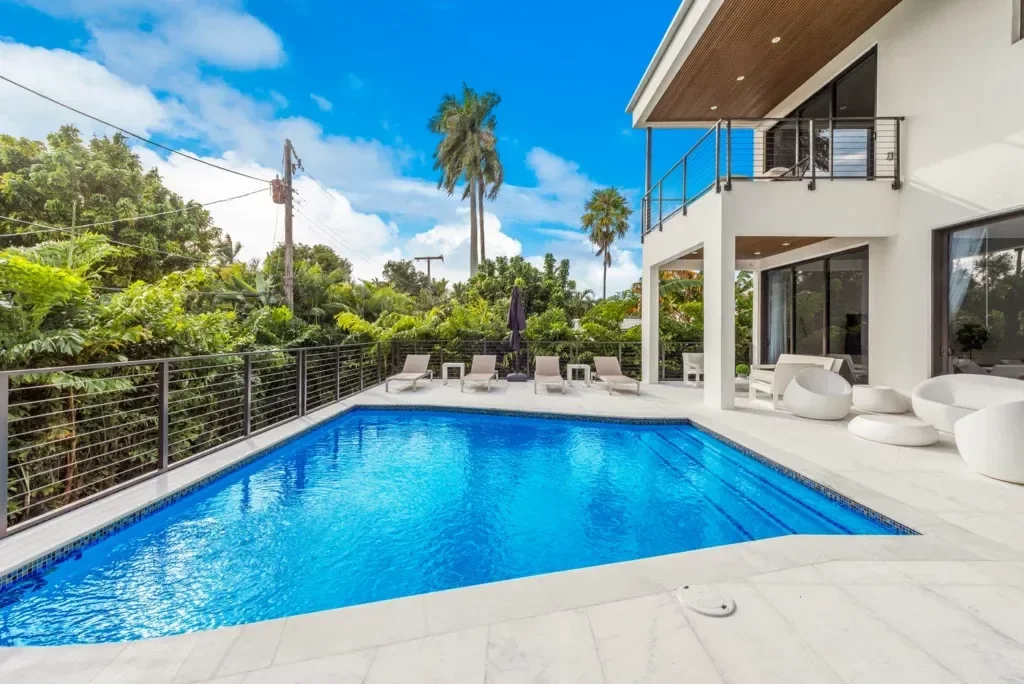 imgi_135_villa-republic-miami-villa-summercrest-019-1024x684.webp