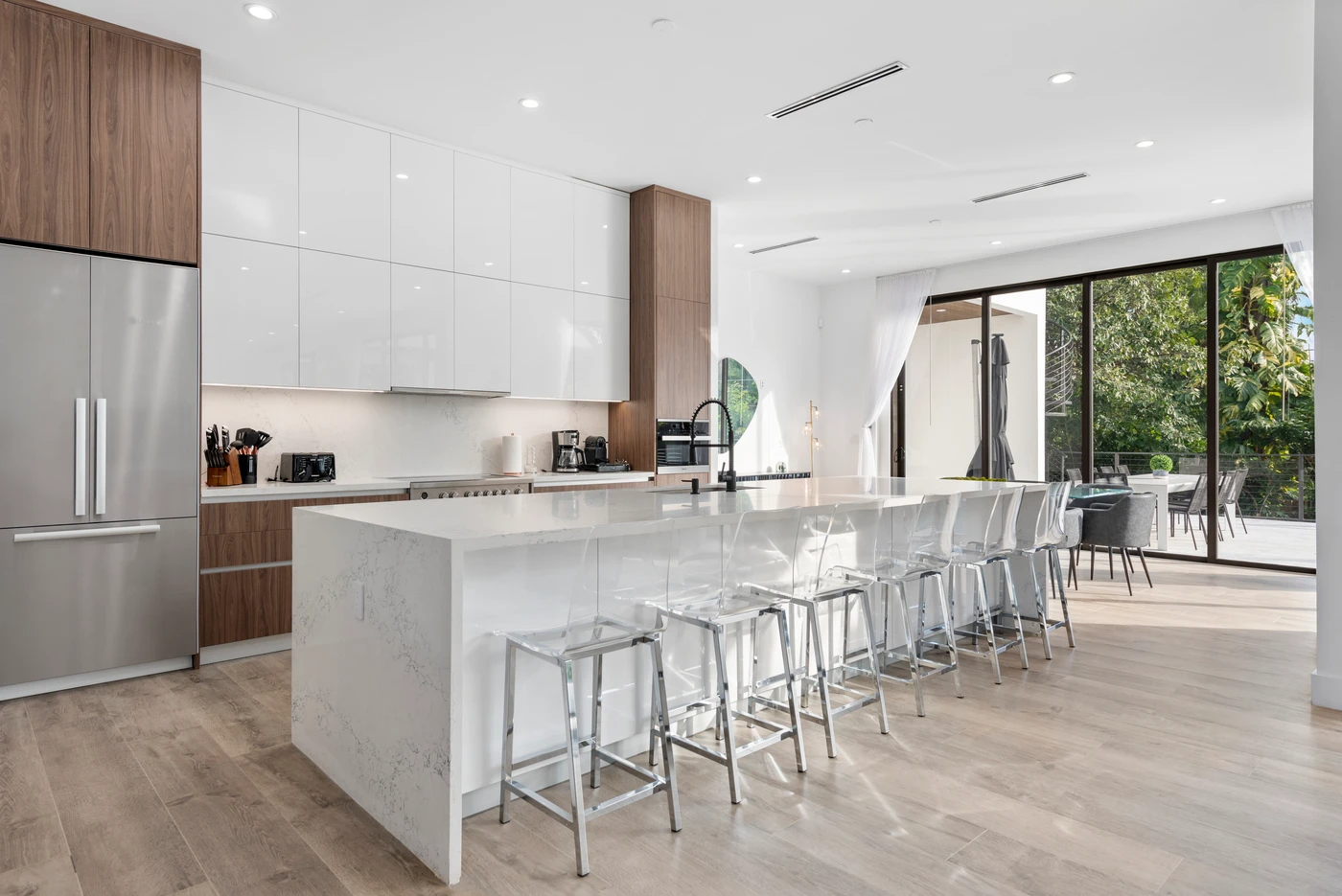 imgi_30_villa-republic-miami-villa-summercrest-042.png