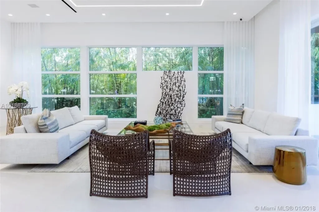 imgi_52_villa-republic-miami-villa-hazel-026-1024x683.webp