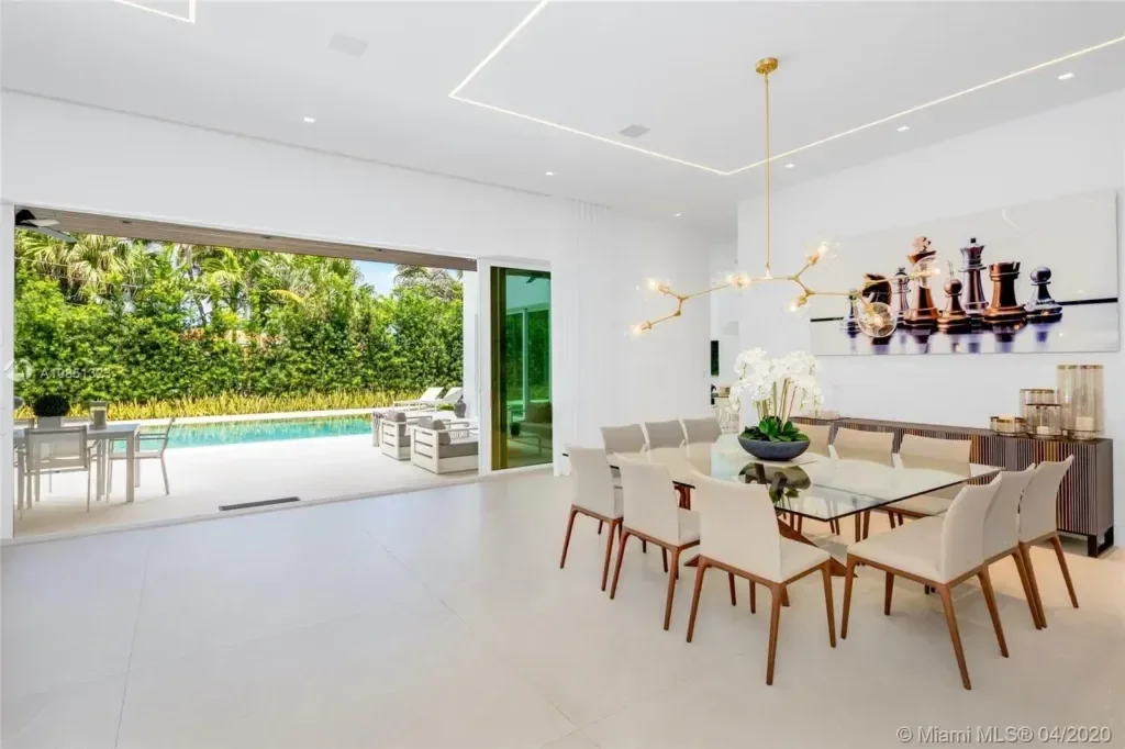 imgi_7_villa-republic-miami-villa-hazel-02-1024x682.webp