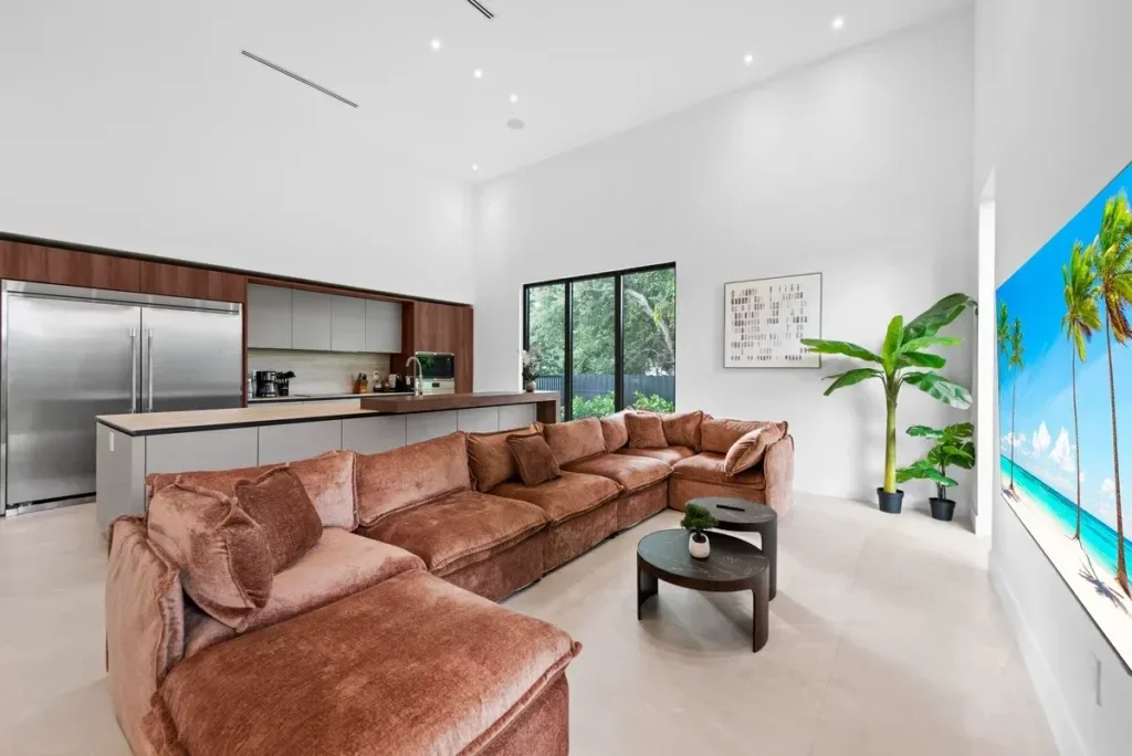 imgi_65_villa-republic-miami-villa-ruby-022-1024x684.webp