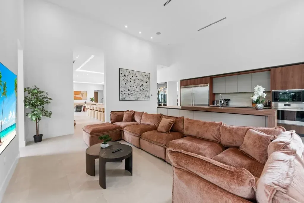 imgi_98_villa-republic-miami-villa-ruby-056-1024x684.webp
