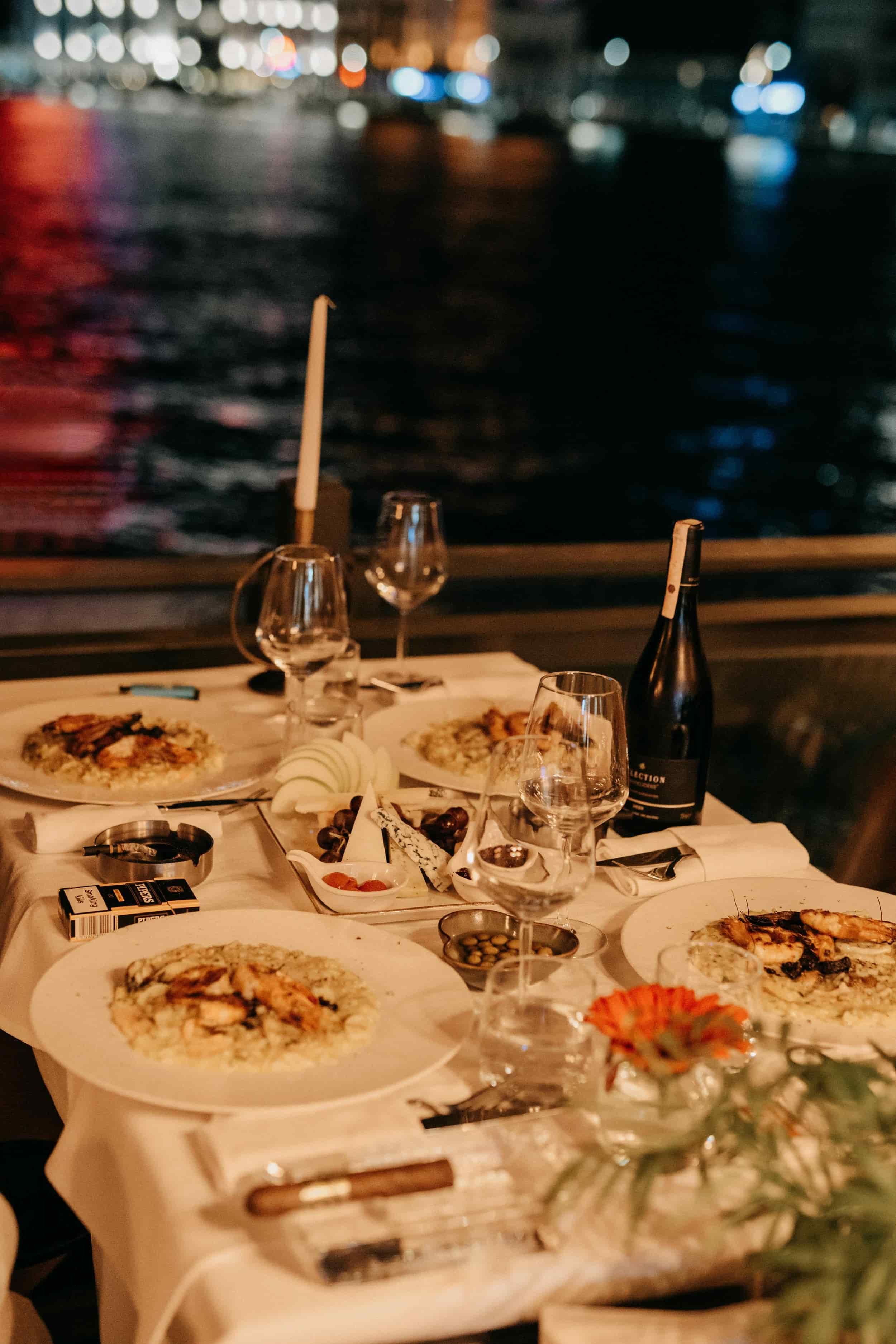 Luxury Food Experiences Every Miami Visitor Should Try