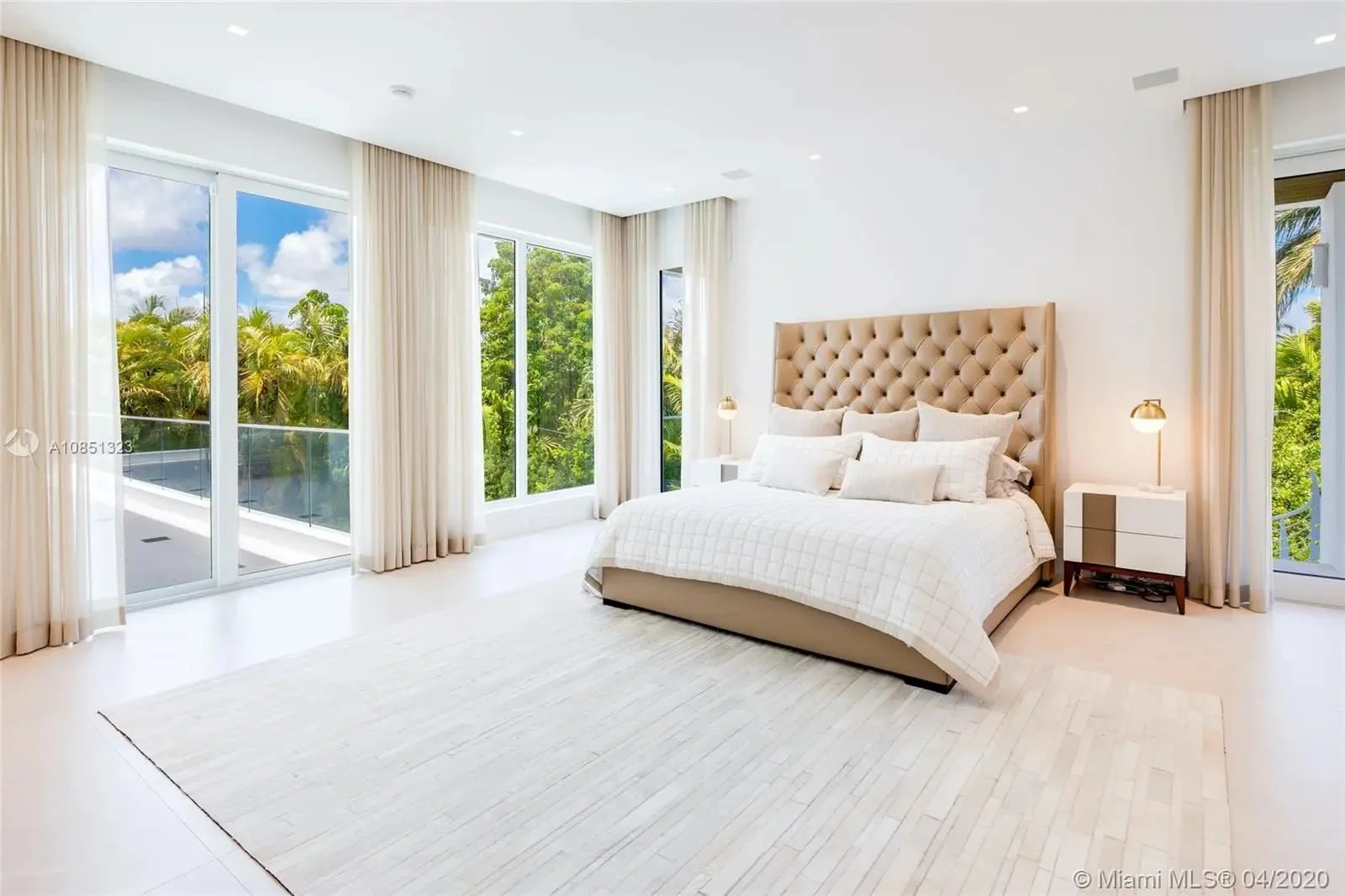 imgi_31_villa-republic-miami-villa-hazel-09_compressed.jpg