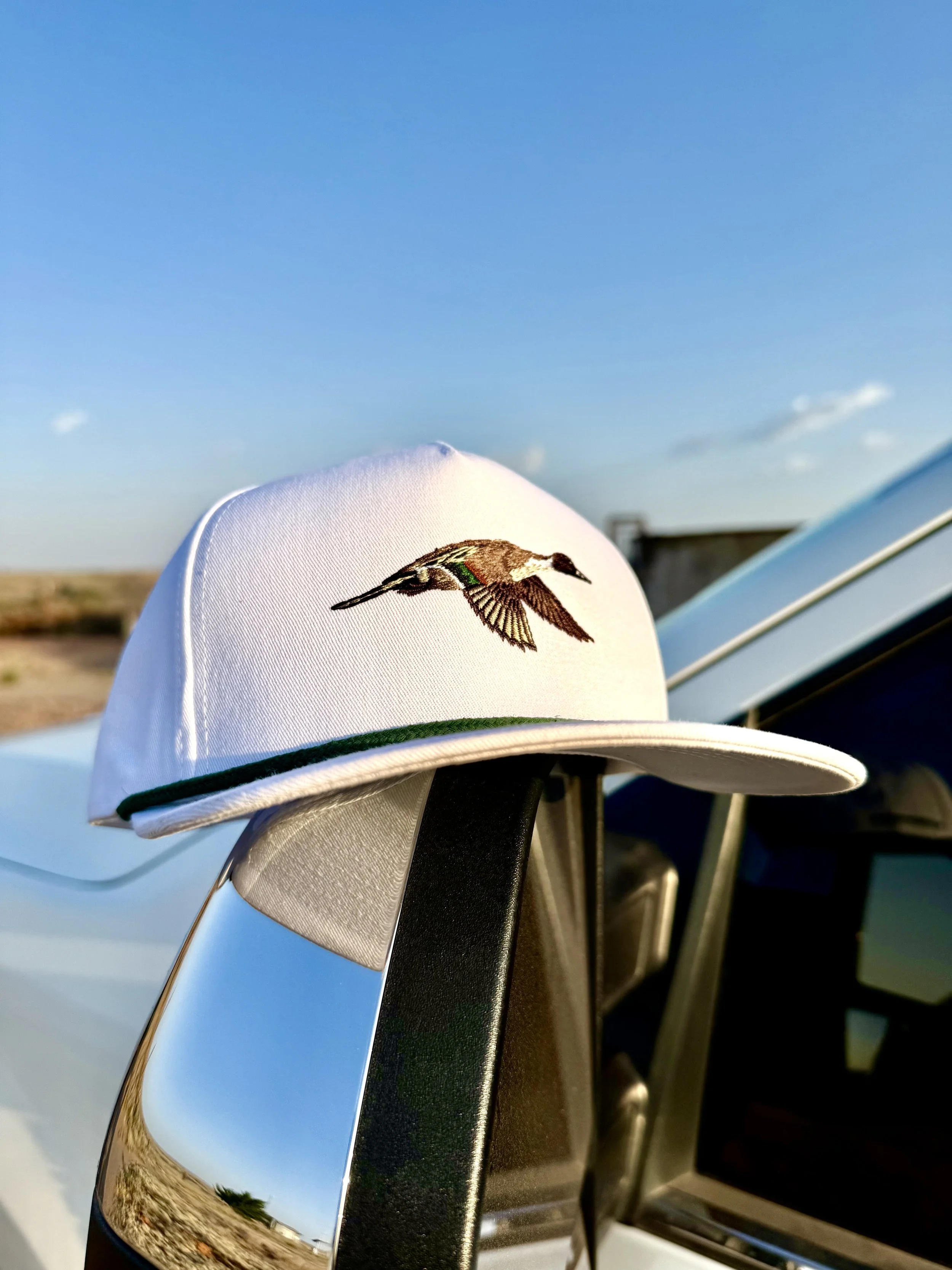 FLYING PINTAIL TRUCKER HAT - WHITE / BRUSH GREEN