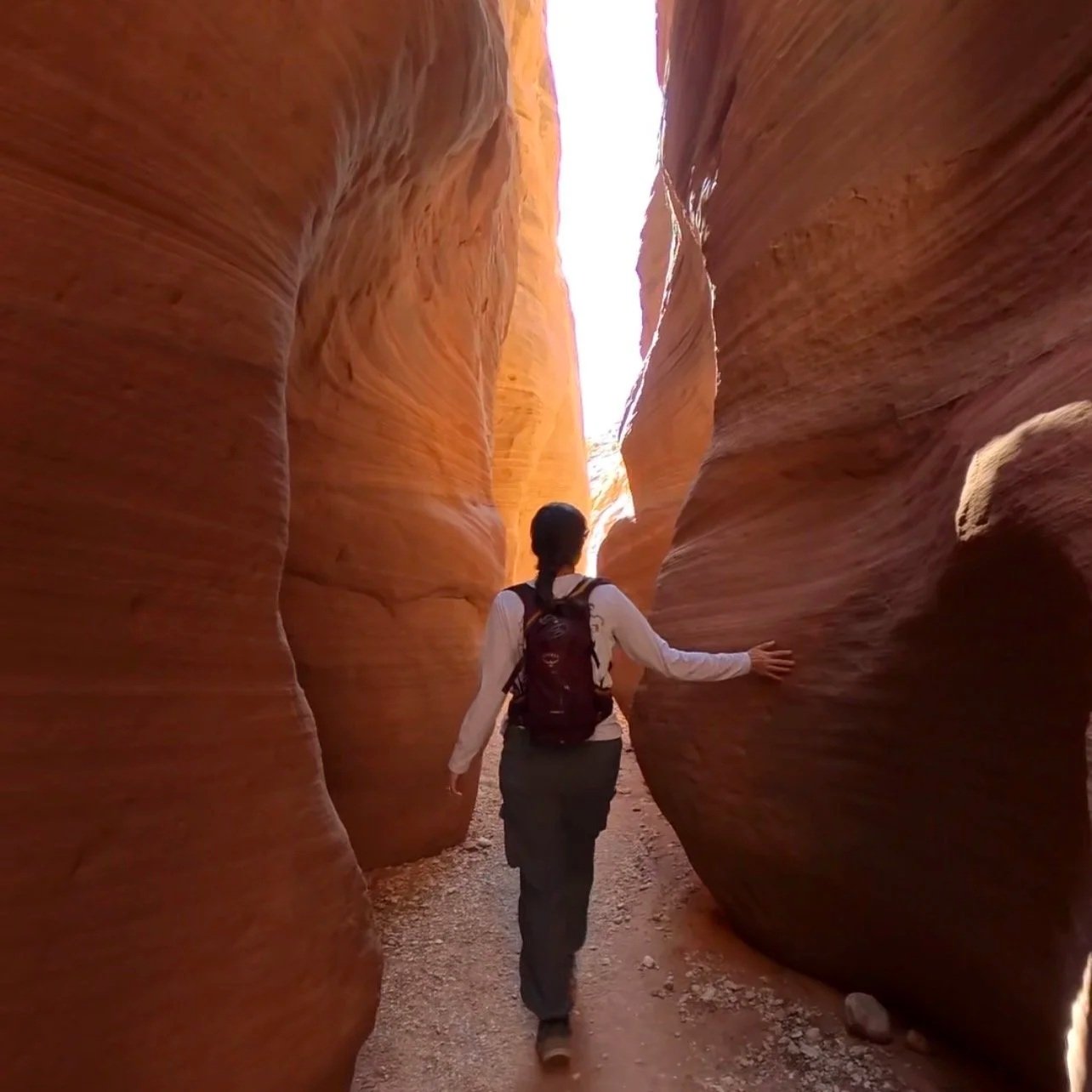 Why We Skipped the Crowded Antelope Canyon Tour and Hiked Buckskin Gulch Instead 🤯🏜️