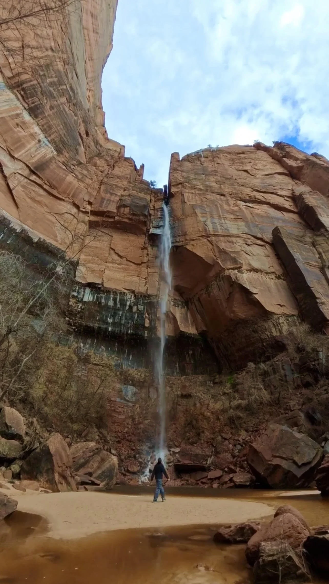 Why Winter Is the Best Time to Visit Zion National Park ❄️🏔️ 