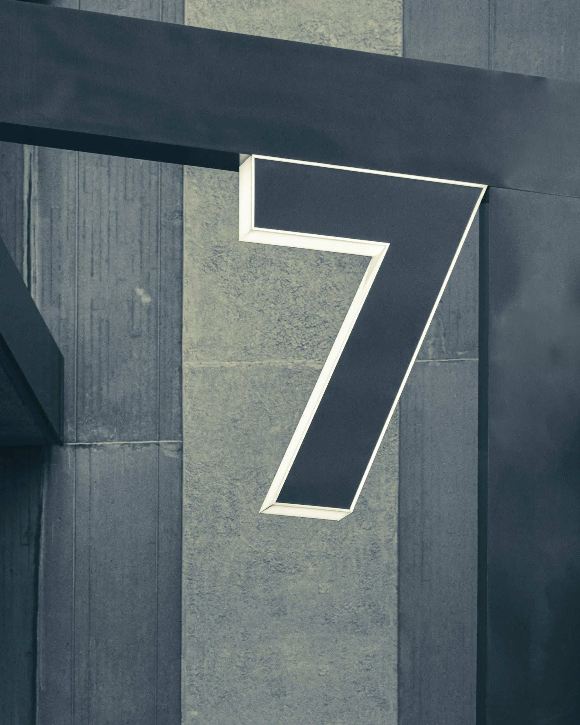 The 7 Most Important Things to Do with a Sales Lead