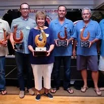 trophy2017.jpg