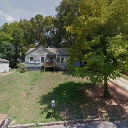 1369 Bluefield Dr SW