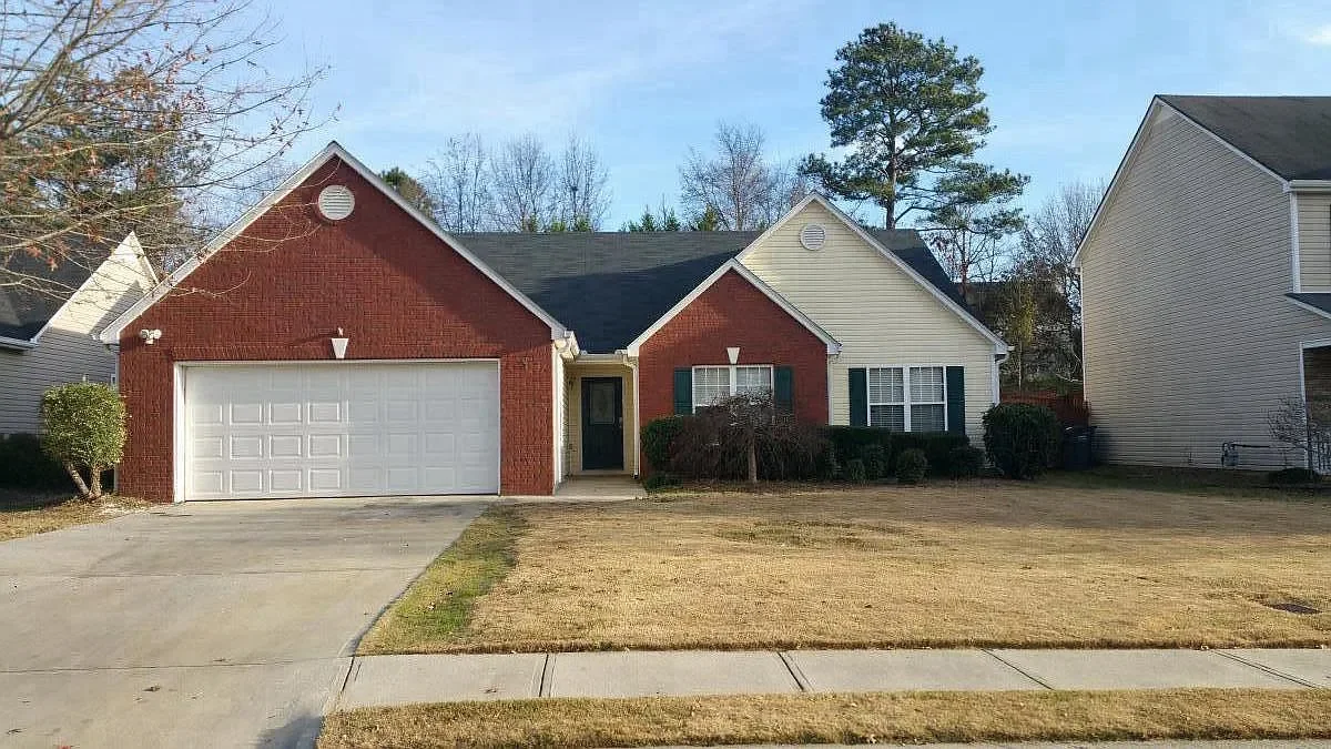 230 Grayson Manor Dr