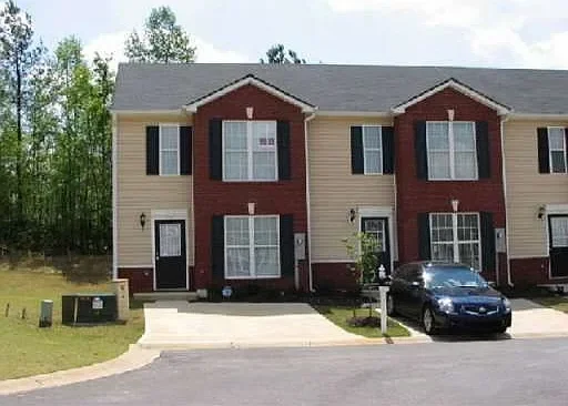3910 Waldrop Ln