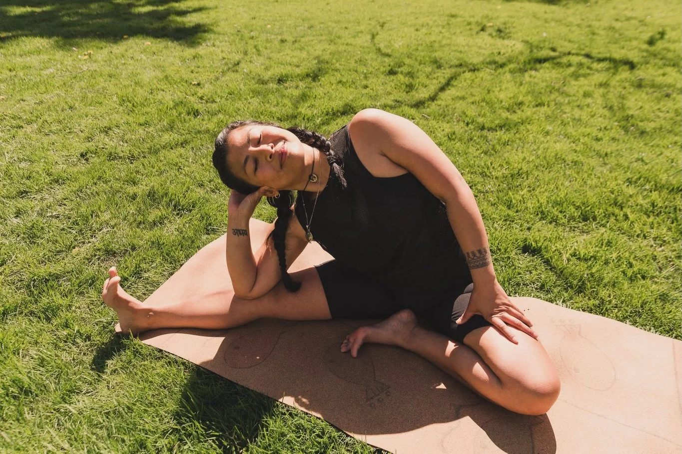We&rsquo;ve been so lucky with this spring warmth lately. ☀️🌿

As the seasons shift and life gets busier with sunshine, travel, patios, ocean dips, and outdoor adventures, there&rsquo;s still something so powerful about staying consistent with your 