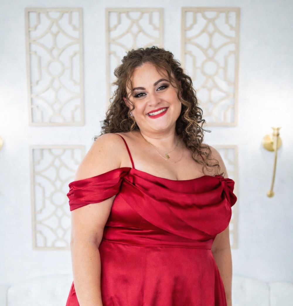 Deniyele, Maid of Honor
