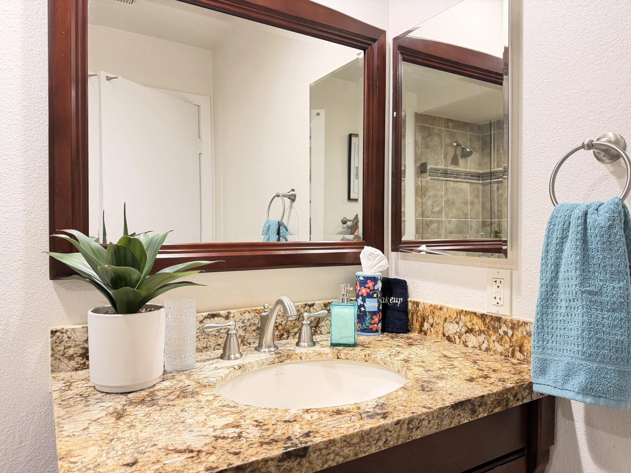 2nd bathroom