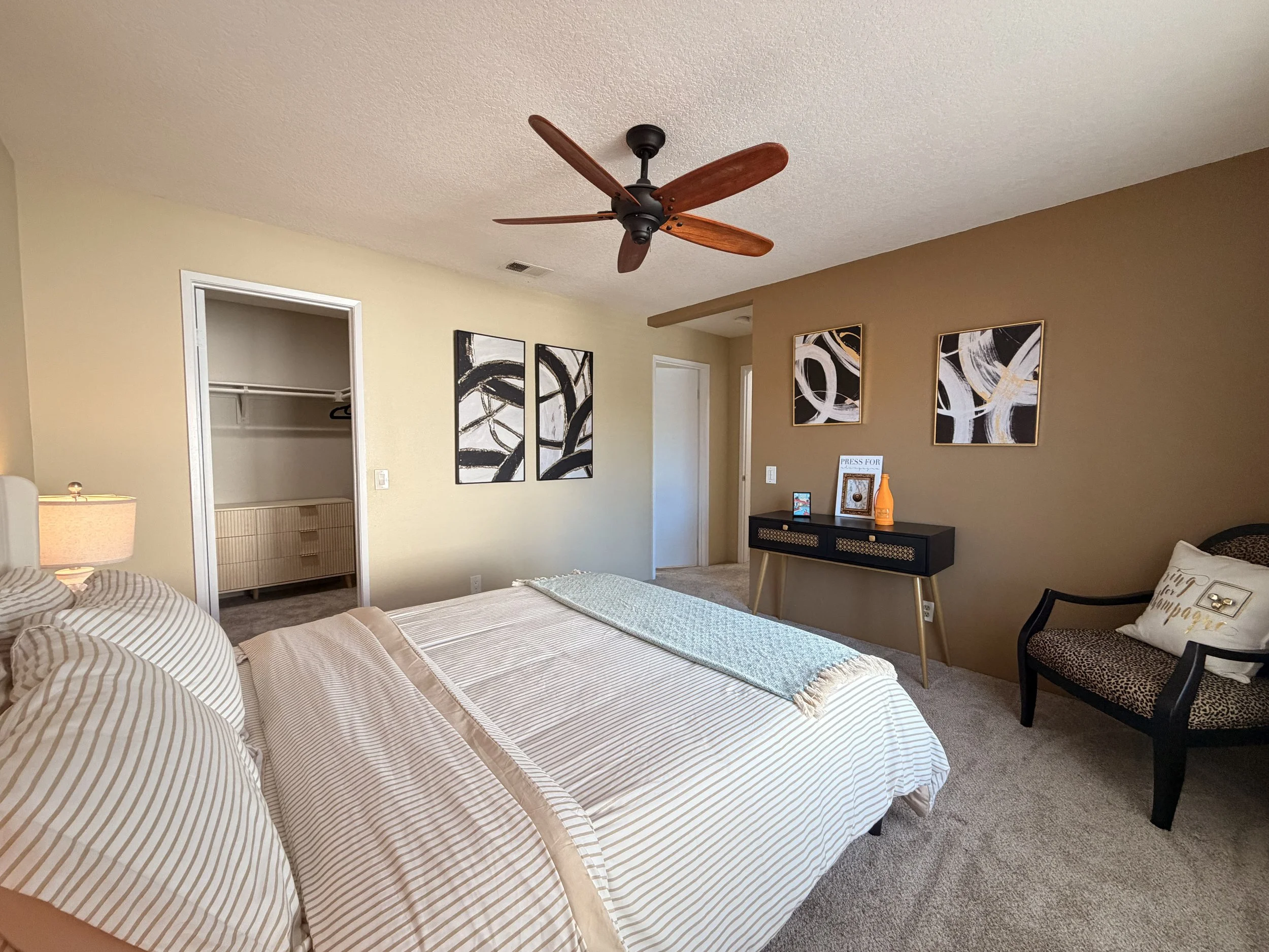 Queen Bedroom with walk-in closet, private ensuite