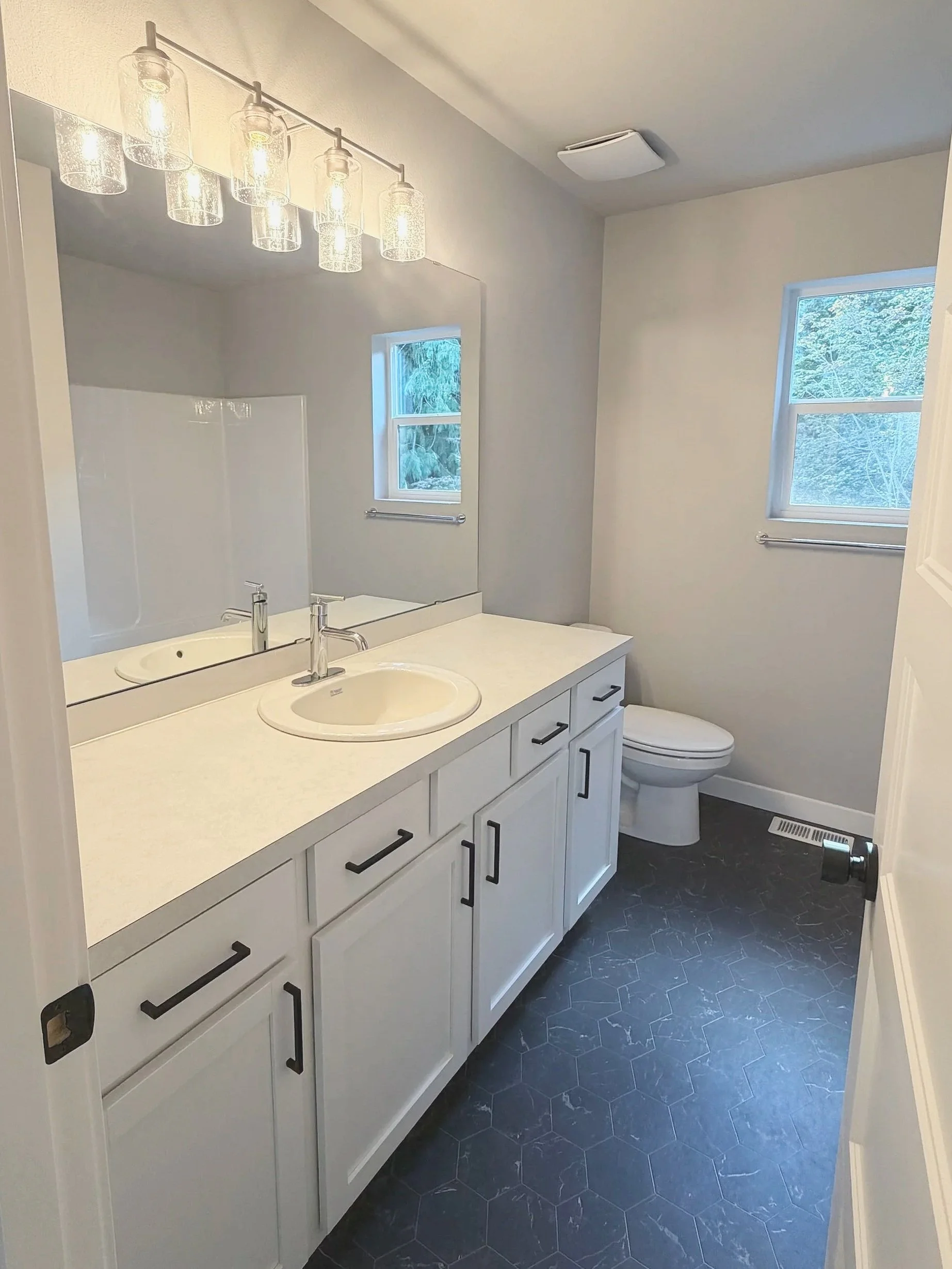 bathroom-3.jpg