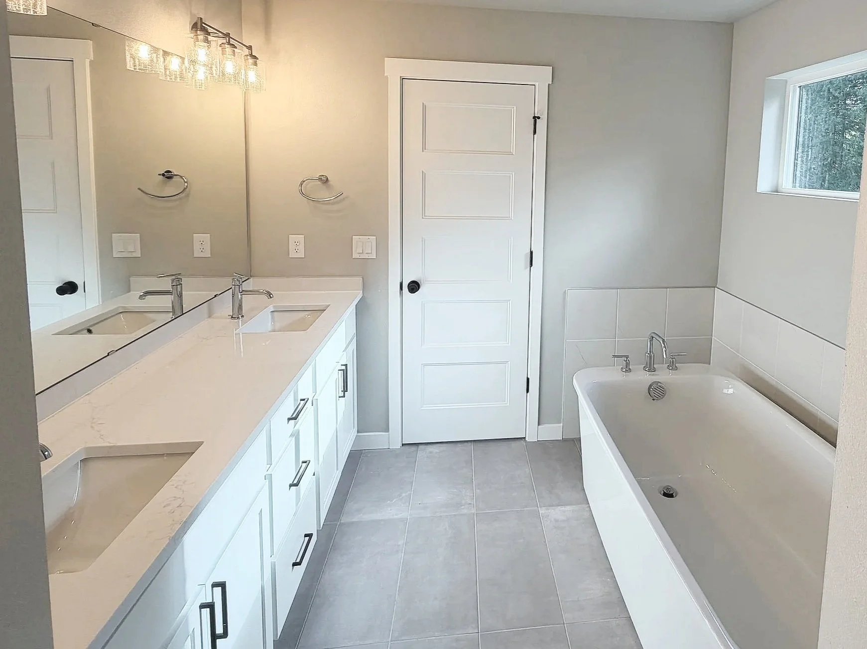 bathroom-5.jpg