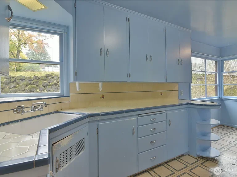 Kitchen Before