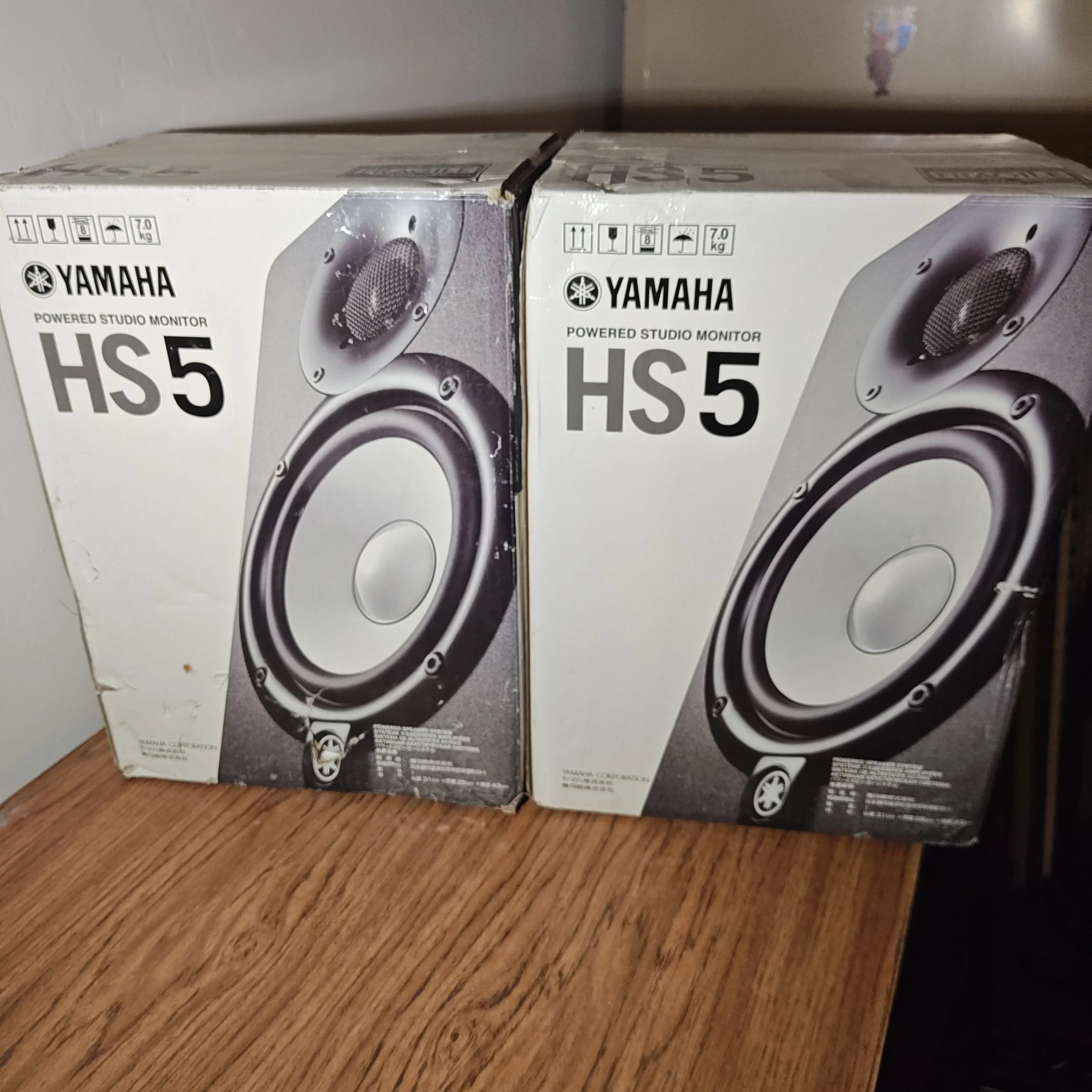 Used Pair of Yamaha HS5 Studio Monitors