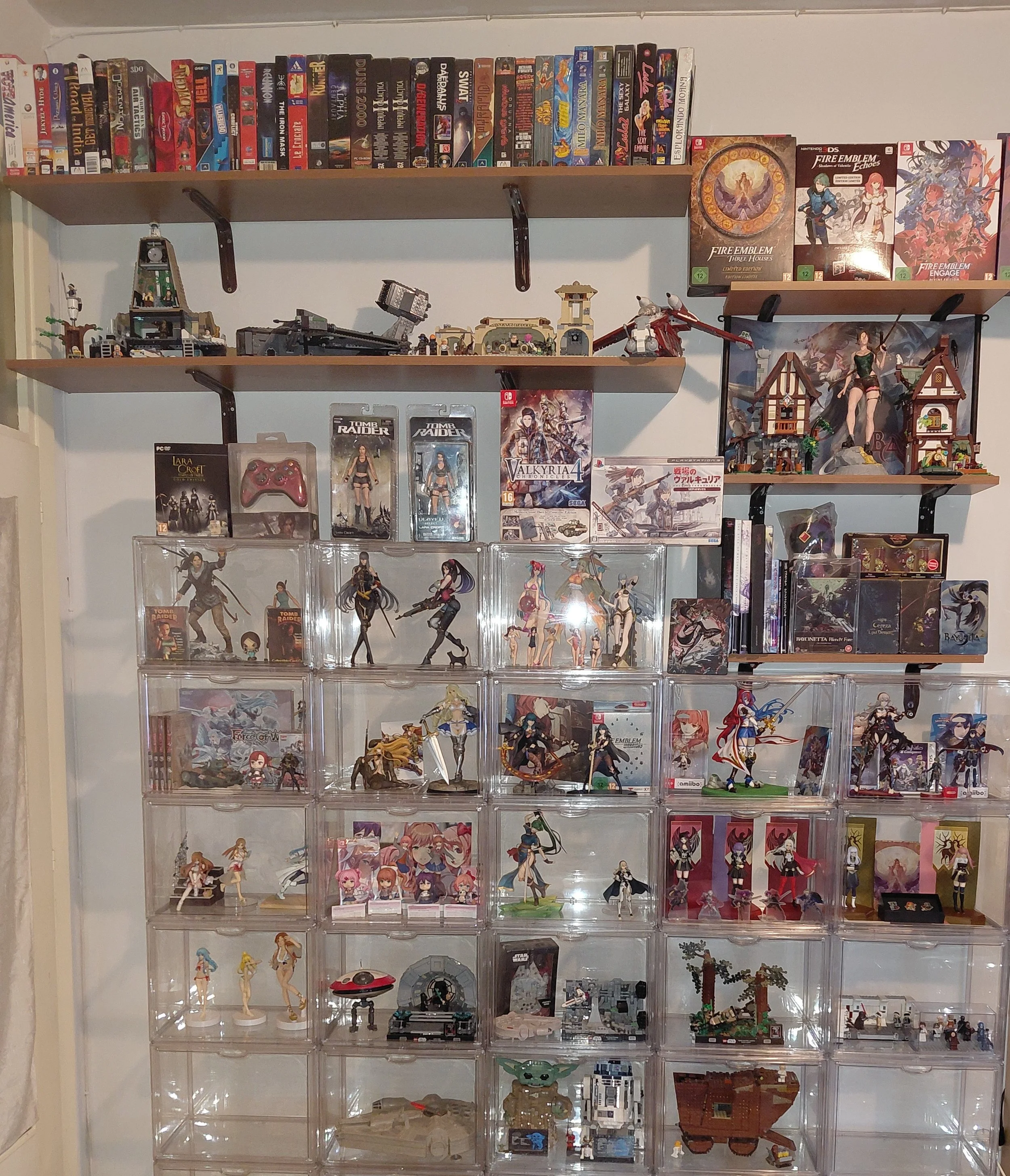 La mia collezione di action figures, LEGO e Big Box PC