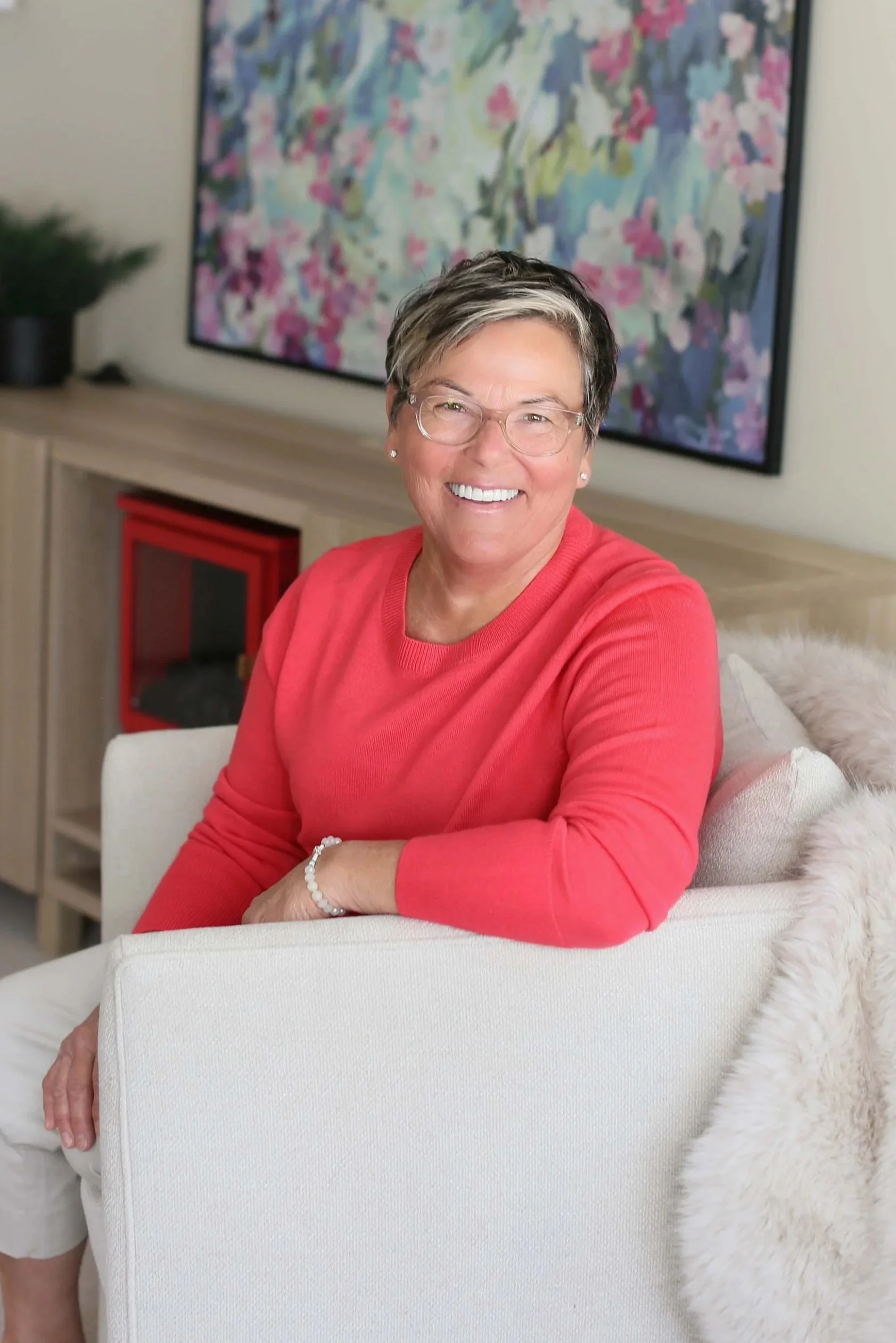 Michelle at home, helping women in midlife create a more organized life