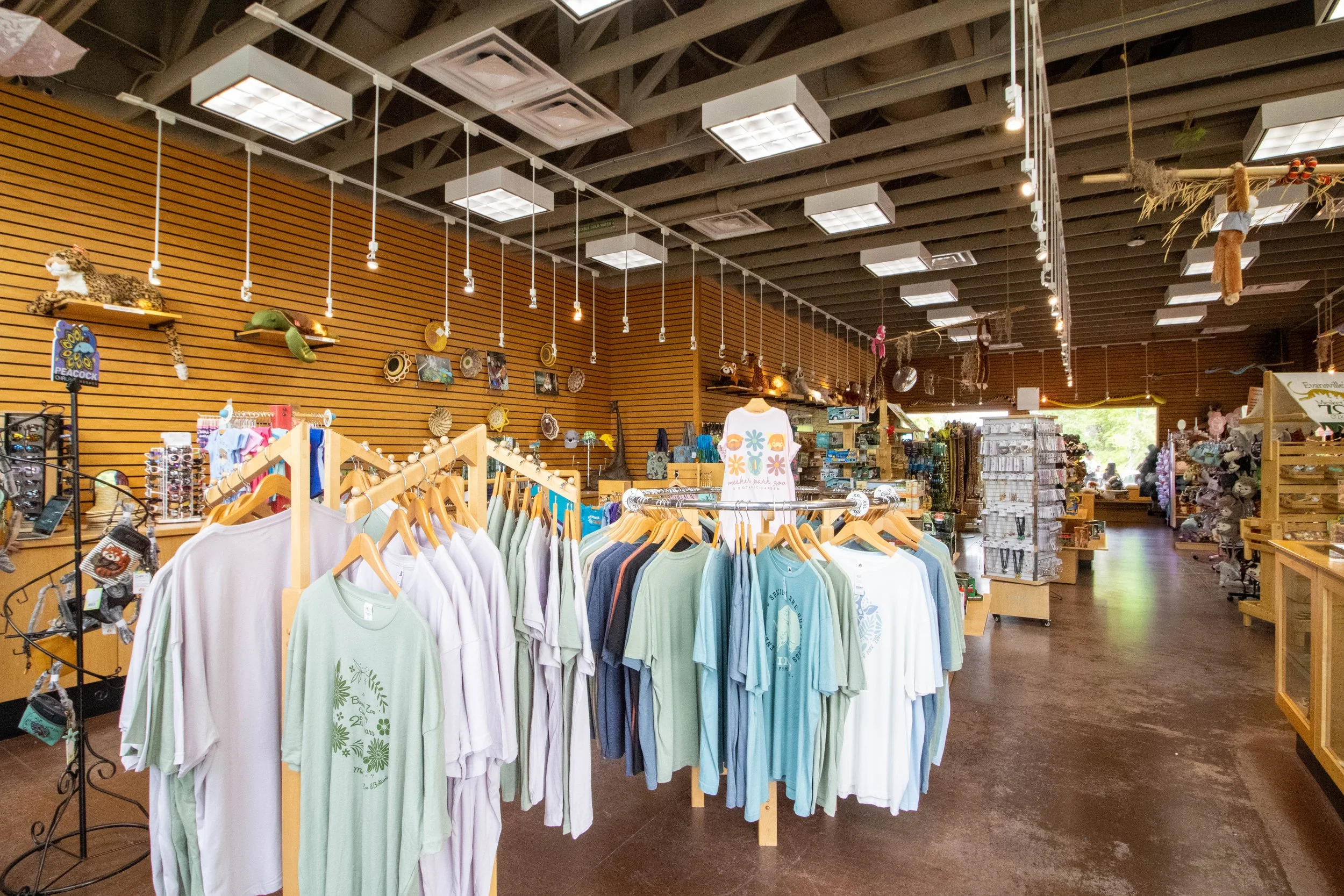 gift shop 4 (1 of 1).jpg