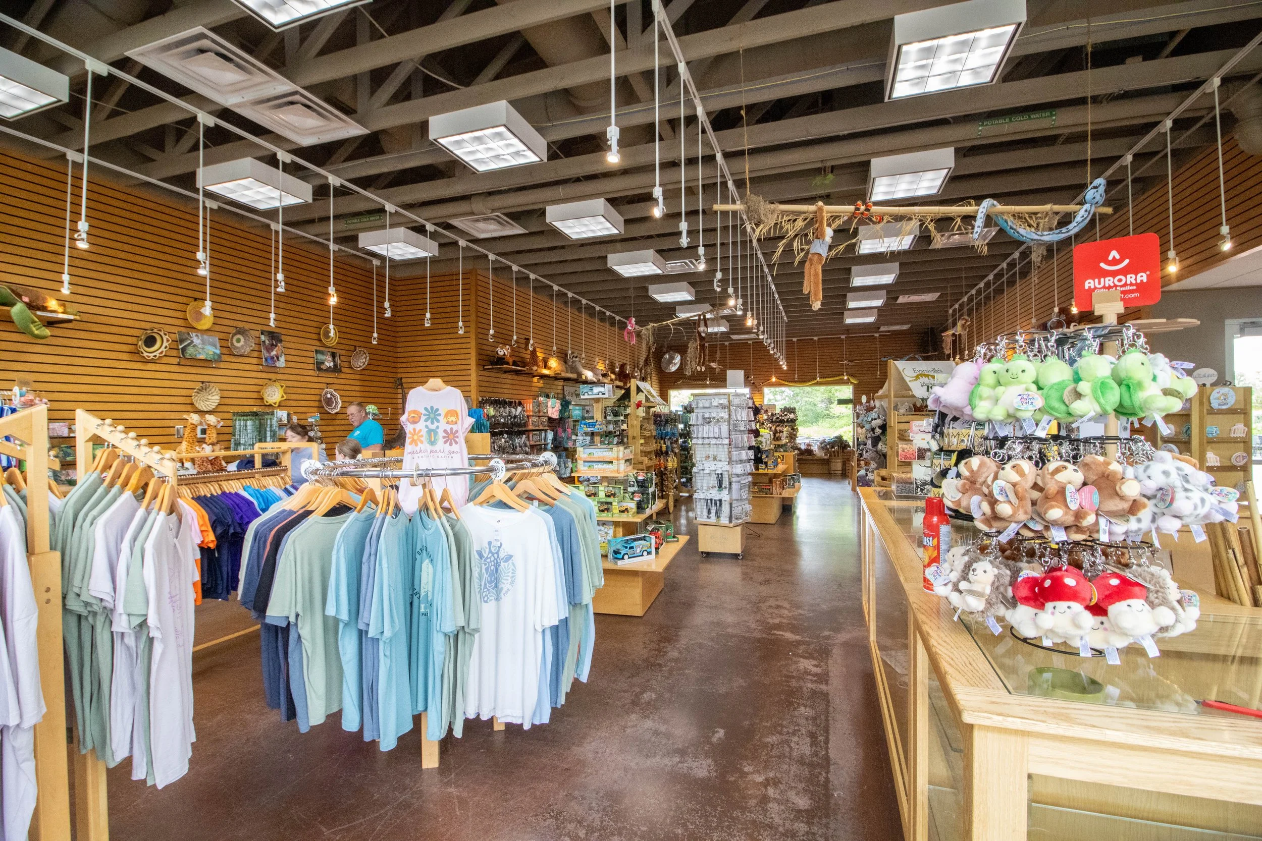gift shop 5 (1 of 1).jpg