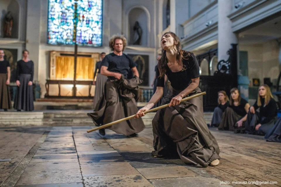 "Studying Hamlet," 2016.  MA with Teatr Piesn Kozla; with Toni Mas Pares and ensemble; Photo by Mateusz Bral