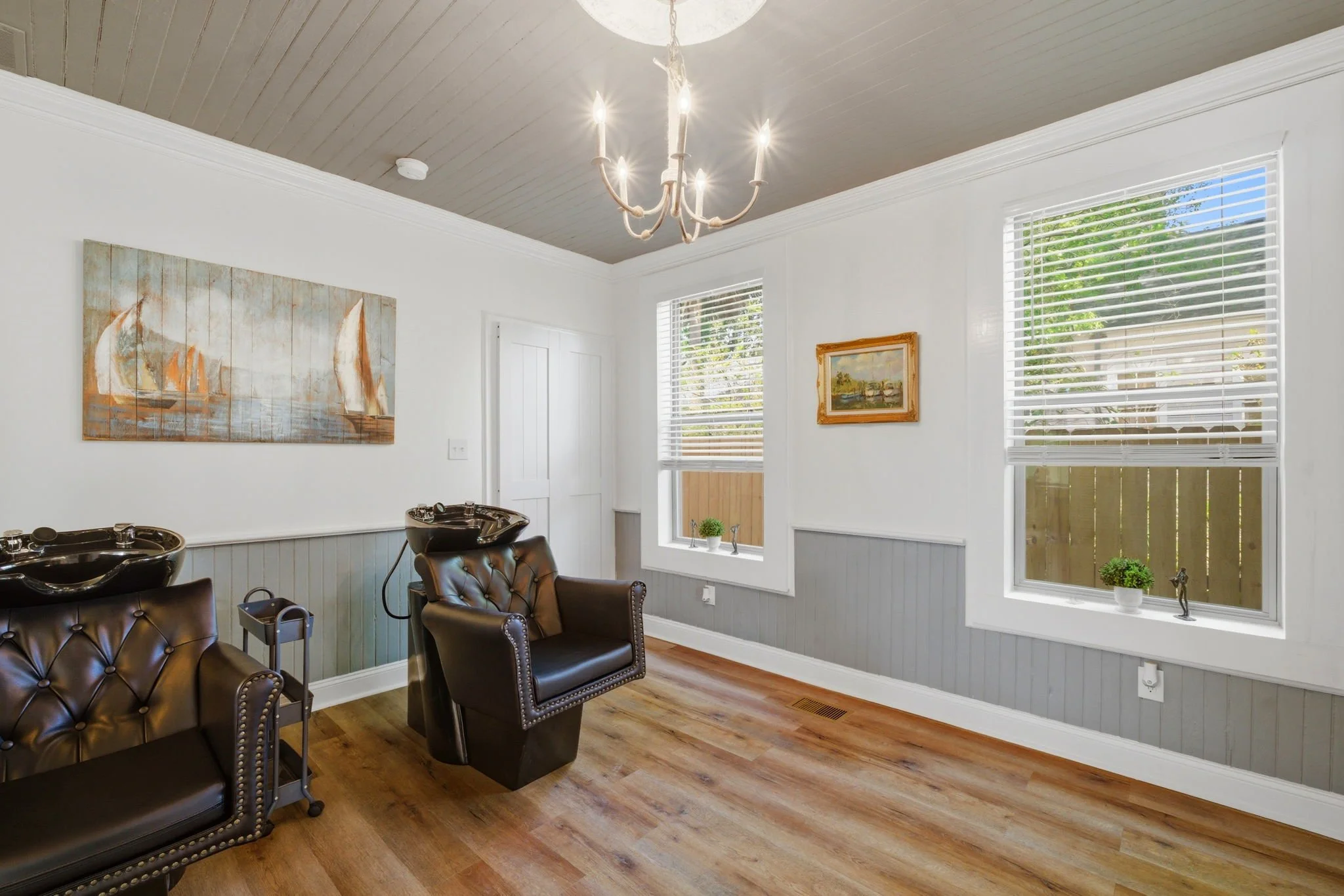 YES 11-web-or-mls-812-e-blount-st.jpg