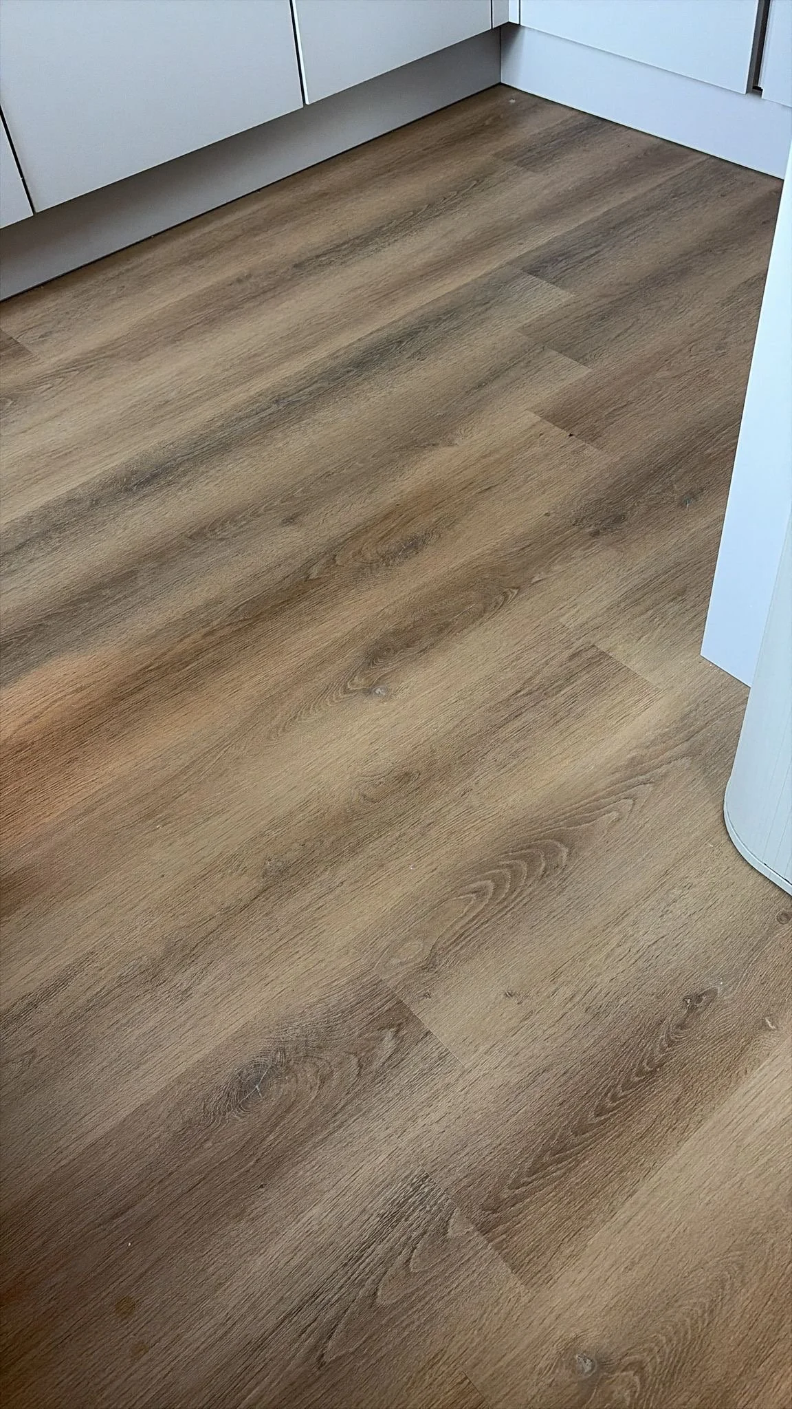 Demi : ⭐⭐⭐⭐⭐