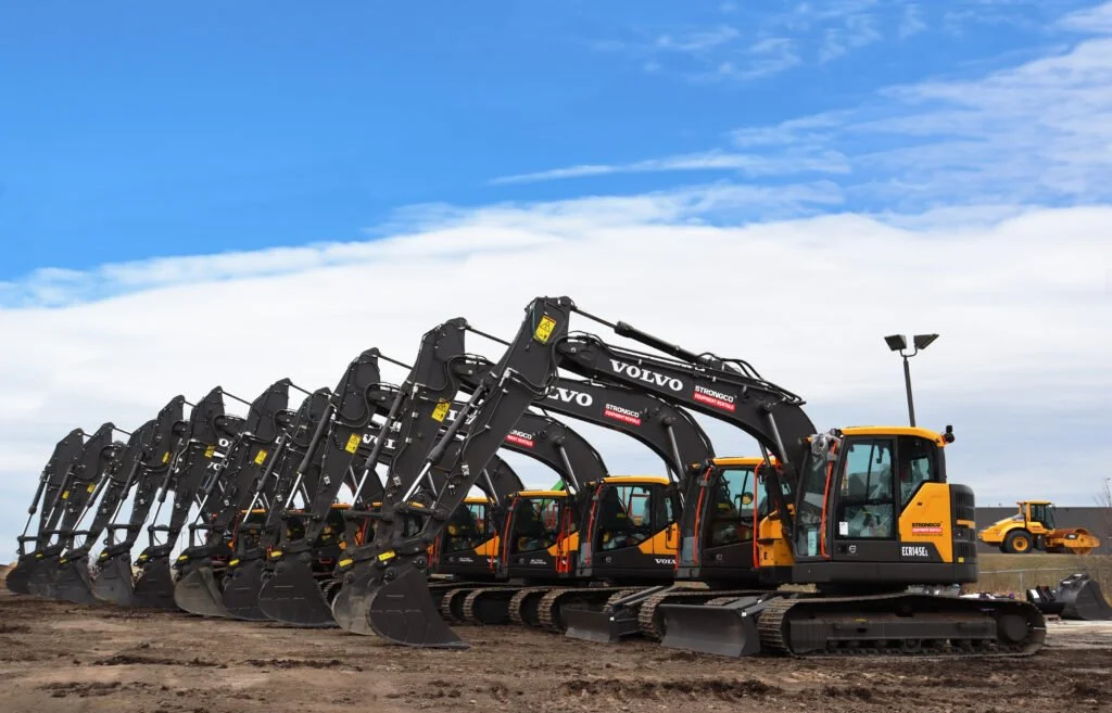 Heavy construction equipment with weathered steel components