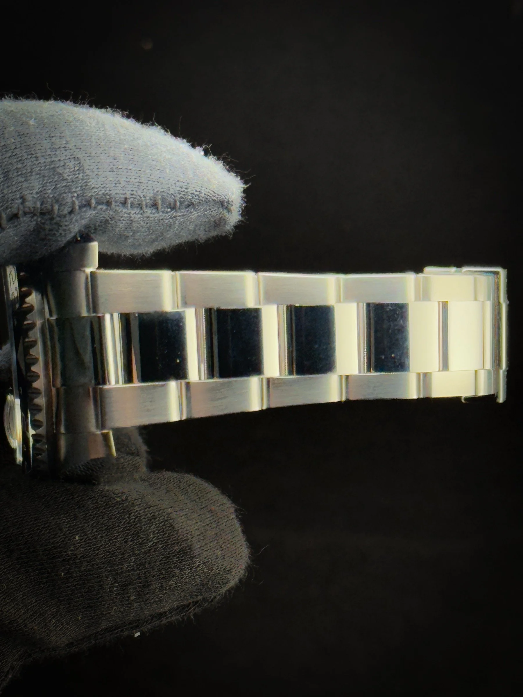 rolex-116710ln-green-arrow_4007.jpg