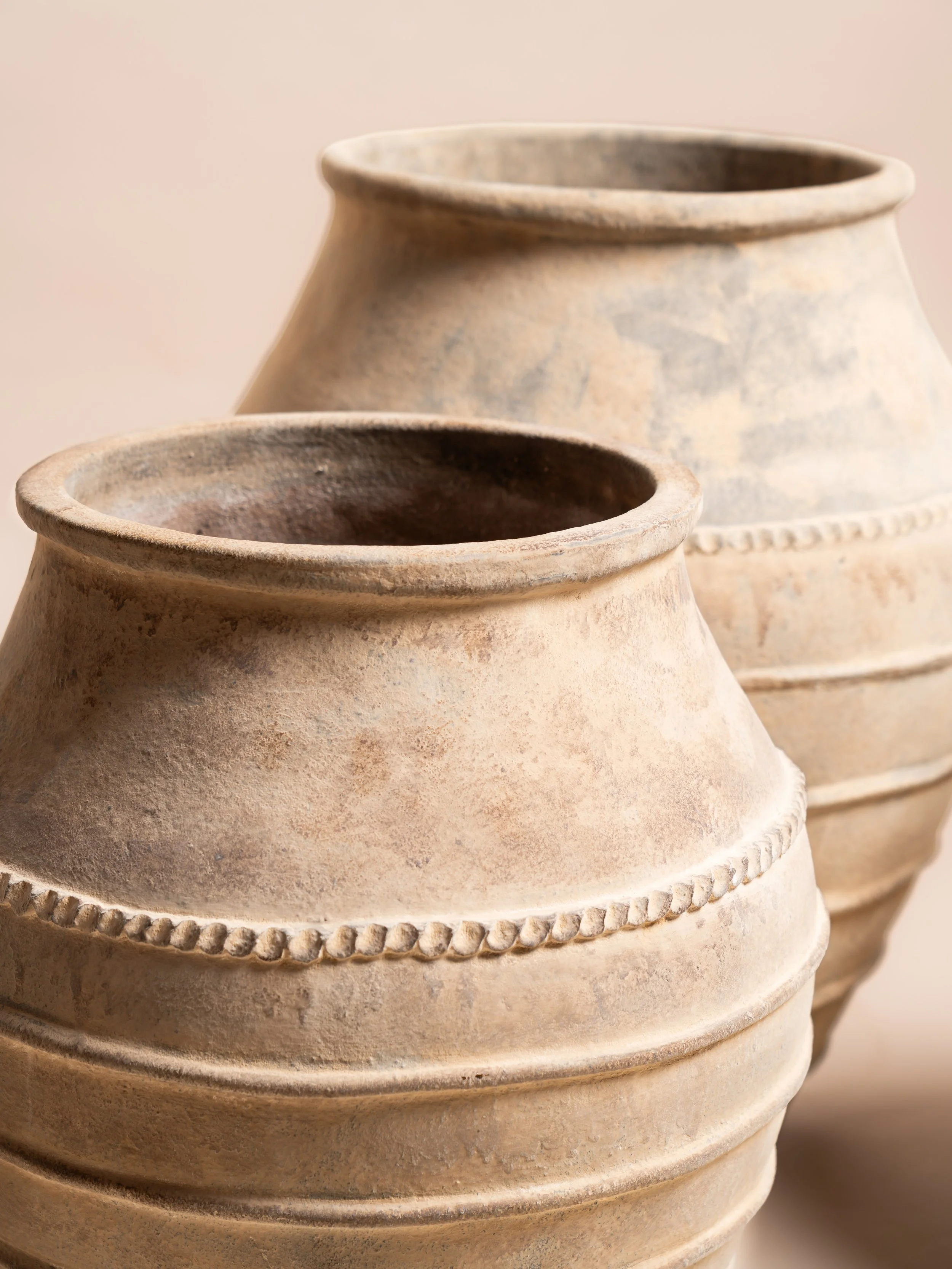 Close‑up detail of the natural Amalfi pot — wedding décor hire