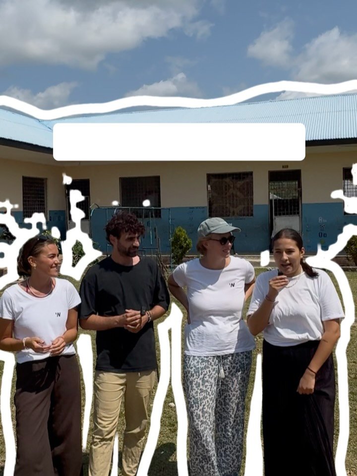 Tips for your upcoming volunteering in social work 🇹🇿

Who are we listing to today ? ✨🌞 A group from Austria, they study social work and in there last year before graduating.

What is the different between schools in Austria and in Tanzania ? 🇦🇹