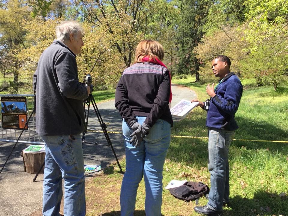 Twan brings the distant nest closer through conversation, field materials, and firsthand observation.