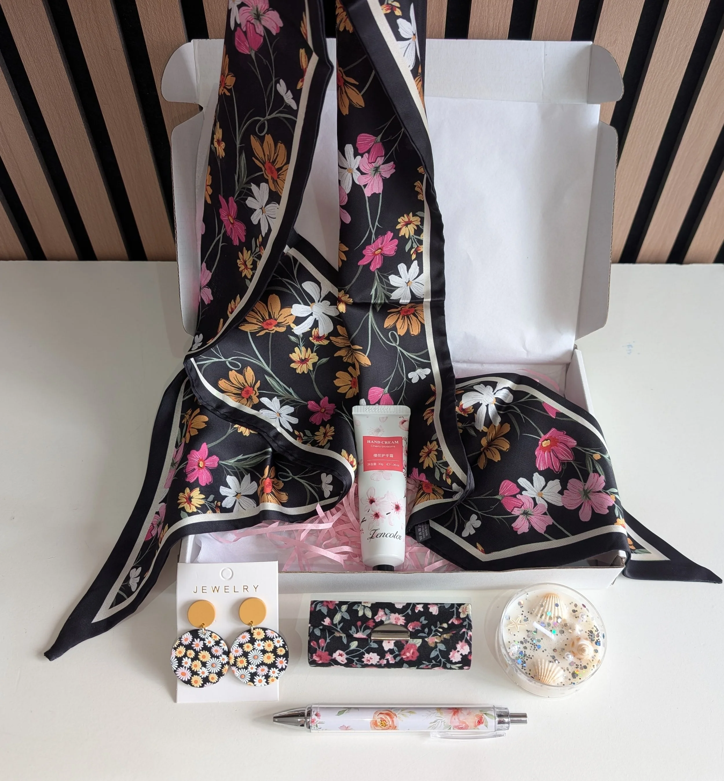 Floral Elegance Gift Box