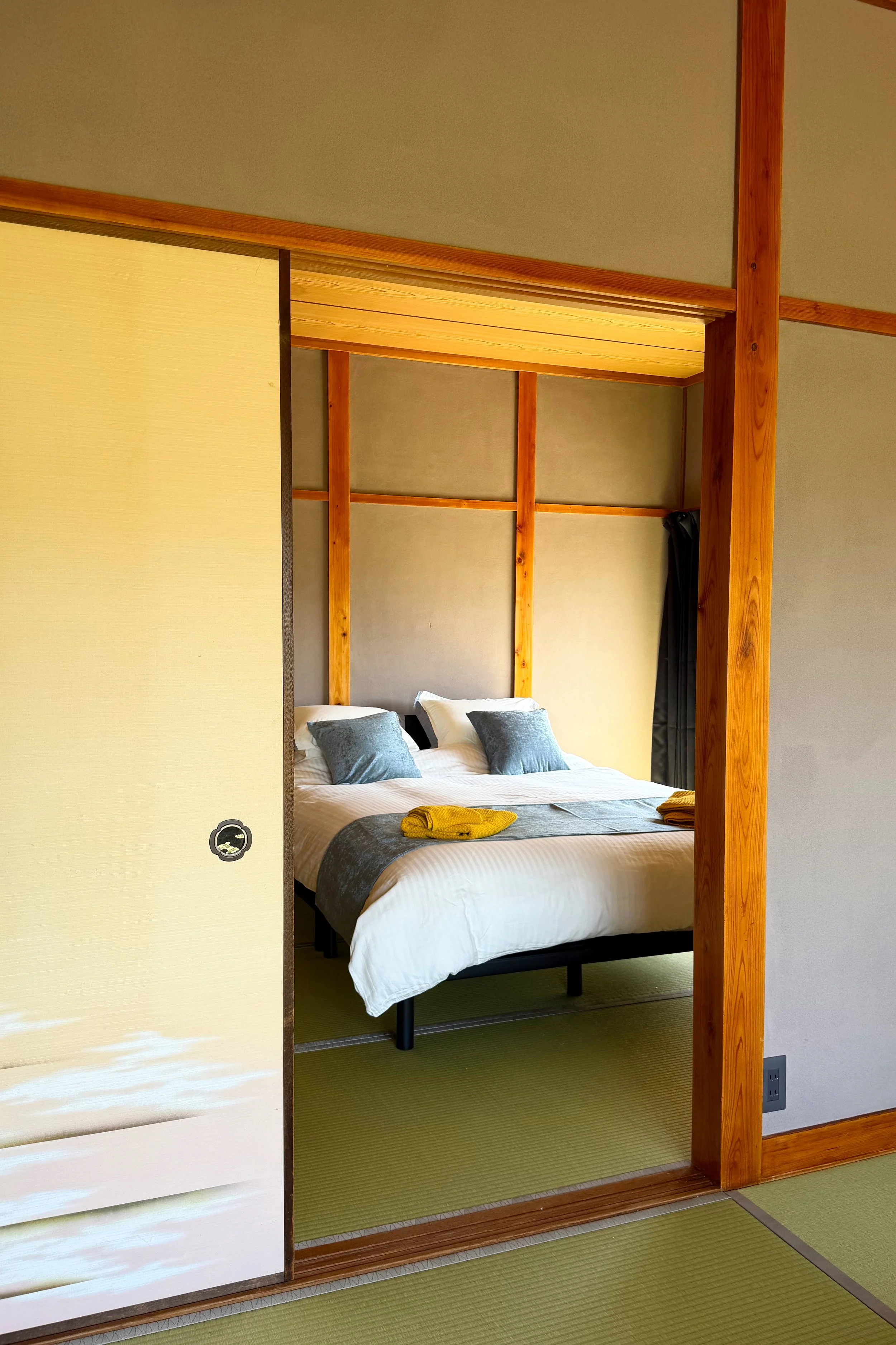 Wetern style bedroom