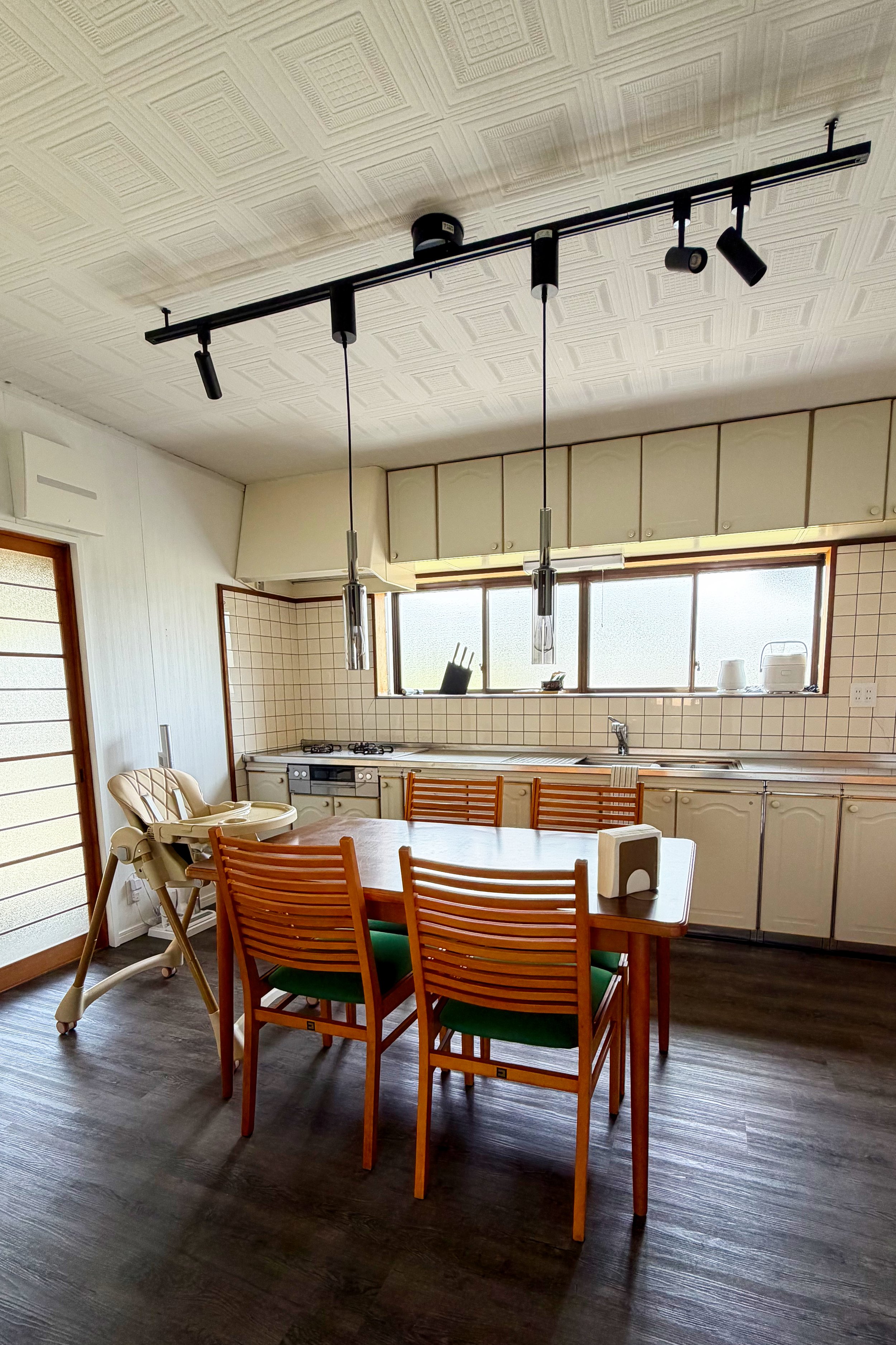Kitchen - dining space