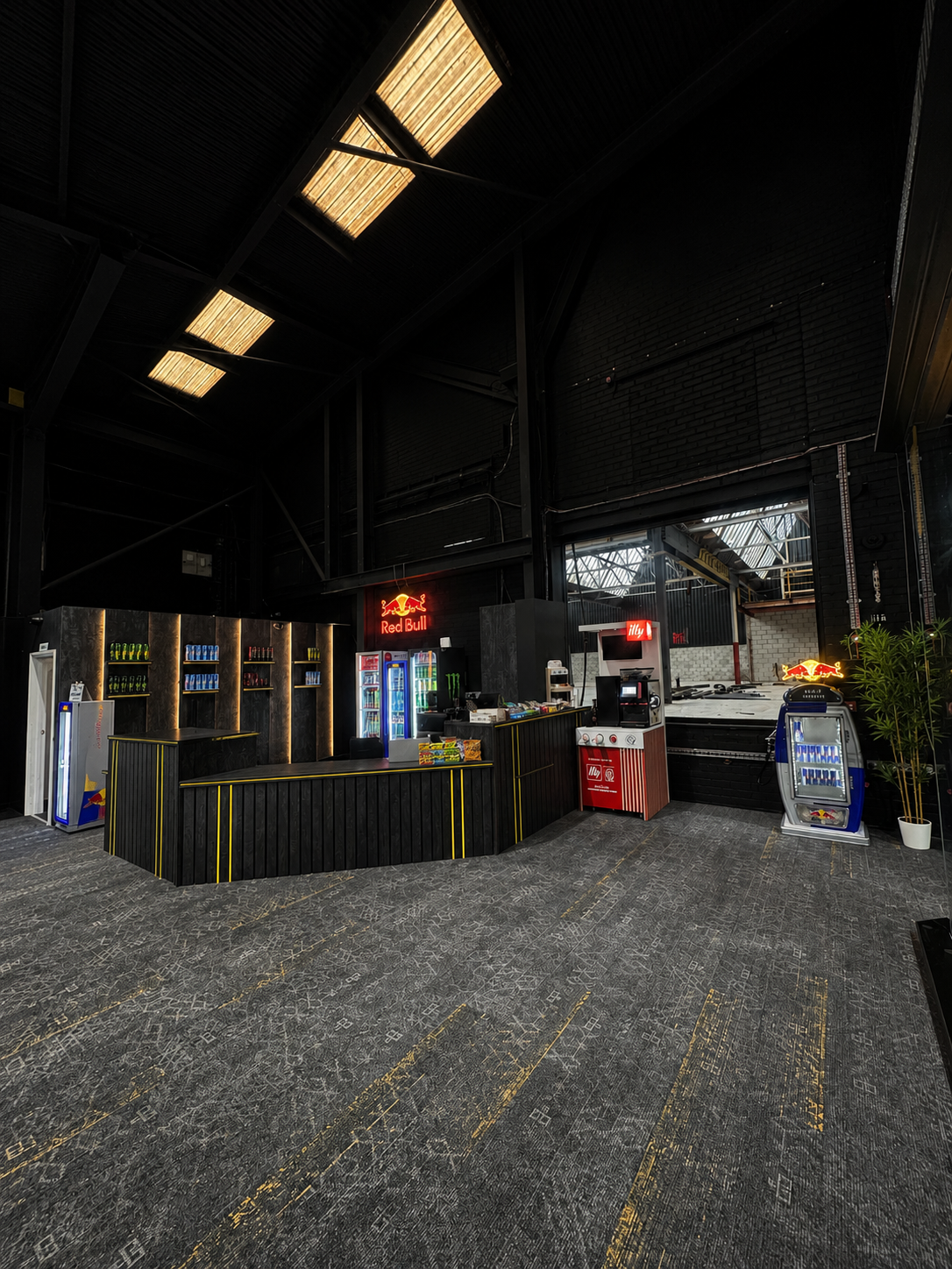 BAR SHOP RECEPTION