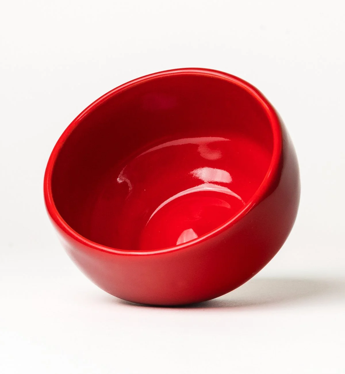 keramik-cappuccino-tasse-rot-handgedreht-innen.jpg