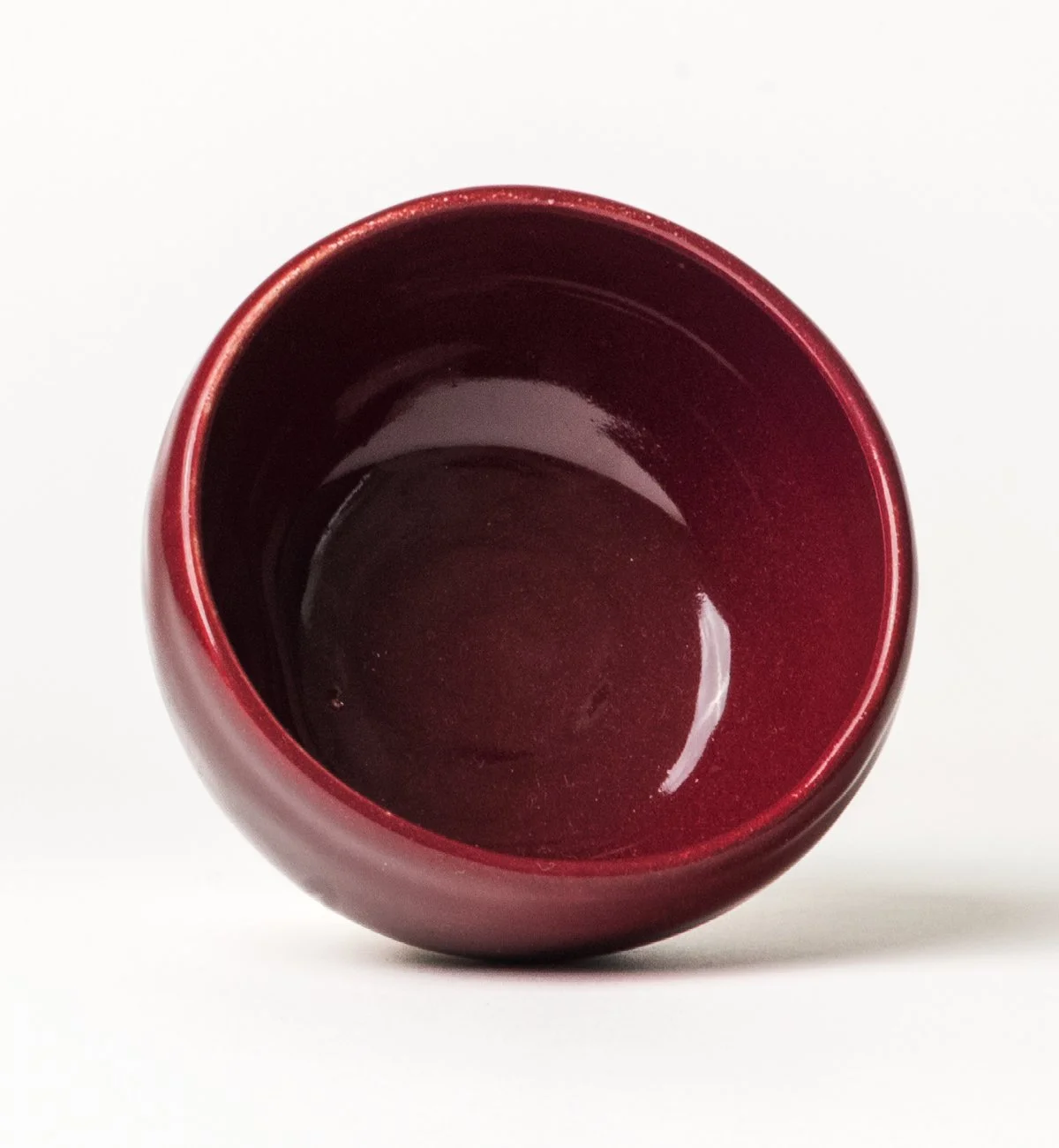 keramik-cappuccino-tasse-dunkelrot-handgedreht-innen.jpg