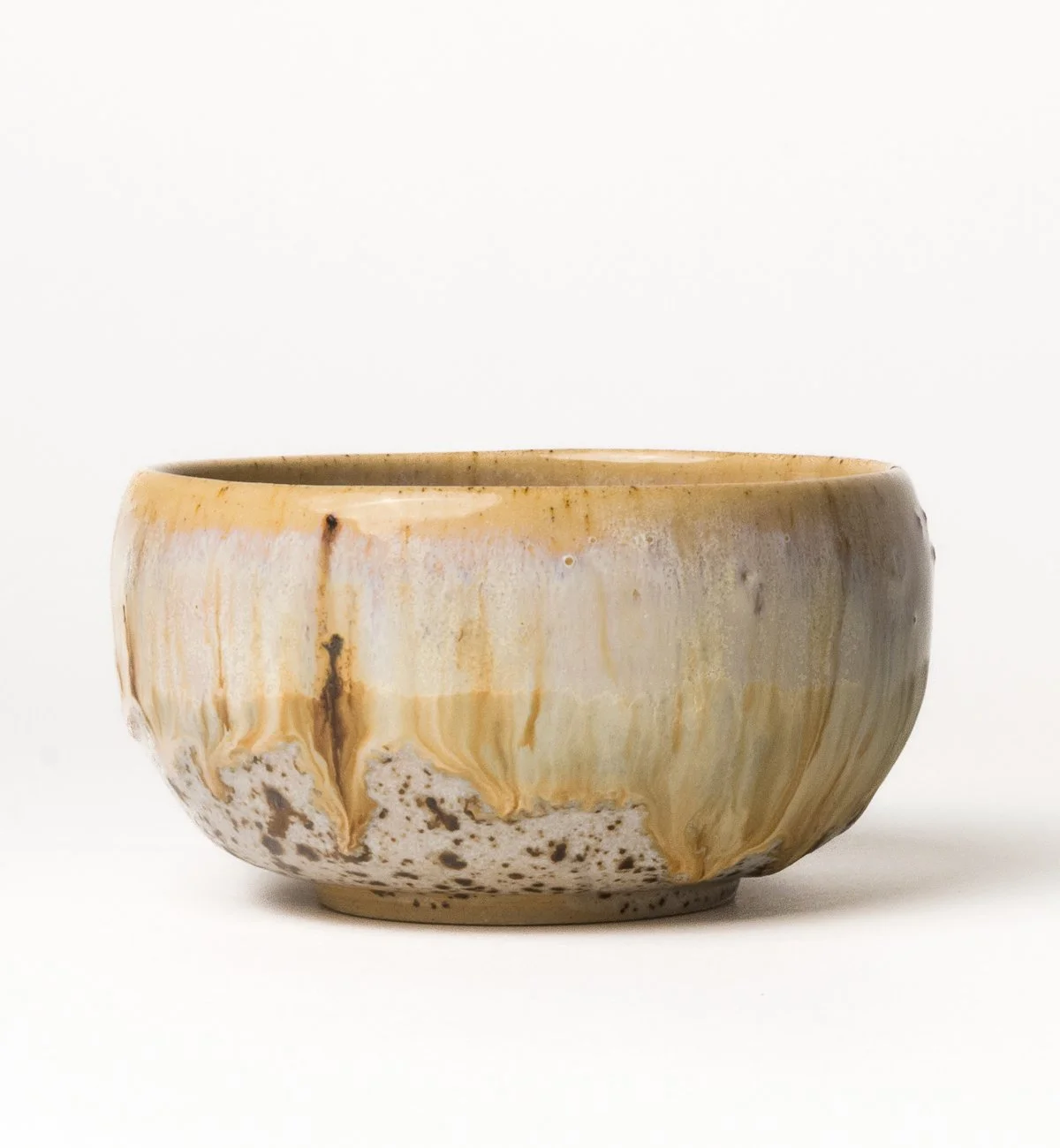 keramik-cappuccino-tasse-beige-sprinkles-braun-handgedreht-hinten.jpg
