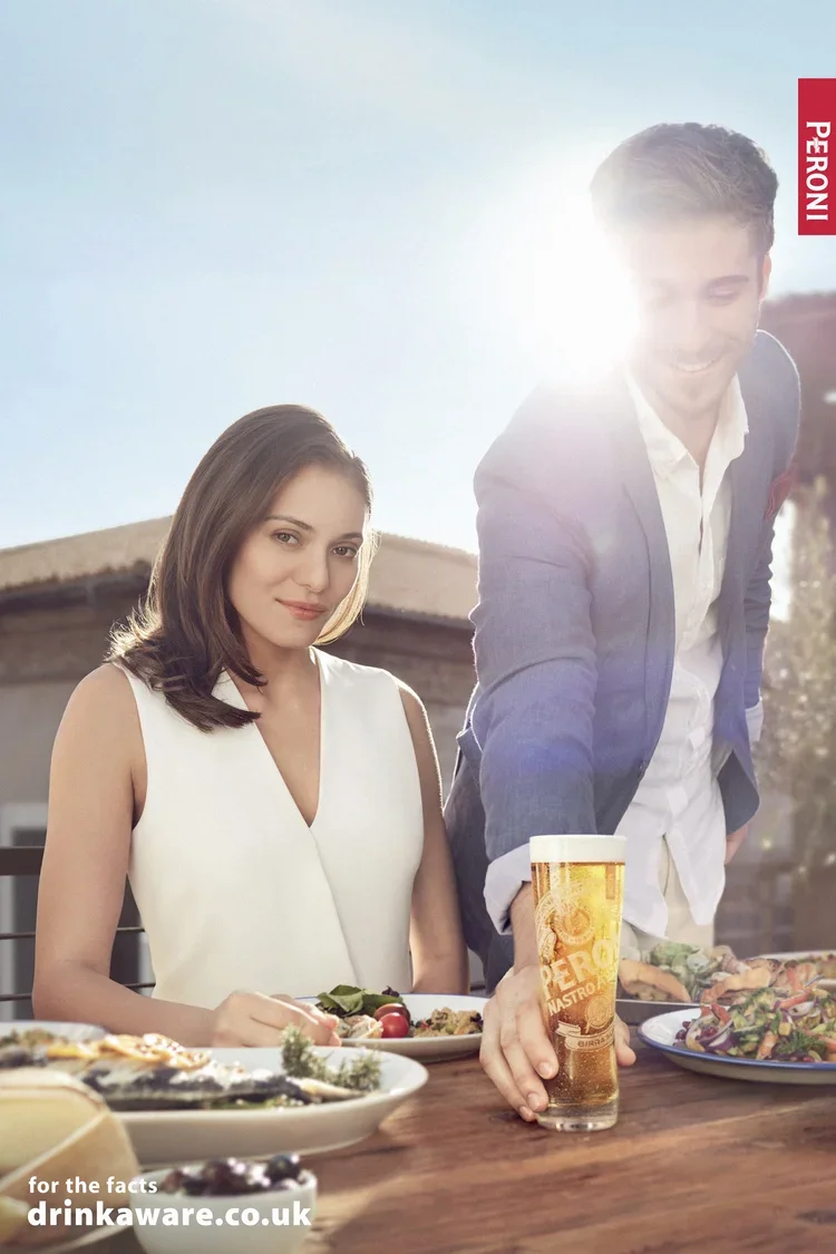 PERONI_JCDECAUX-RGB-DAN_MEDHURST-2.webp