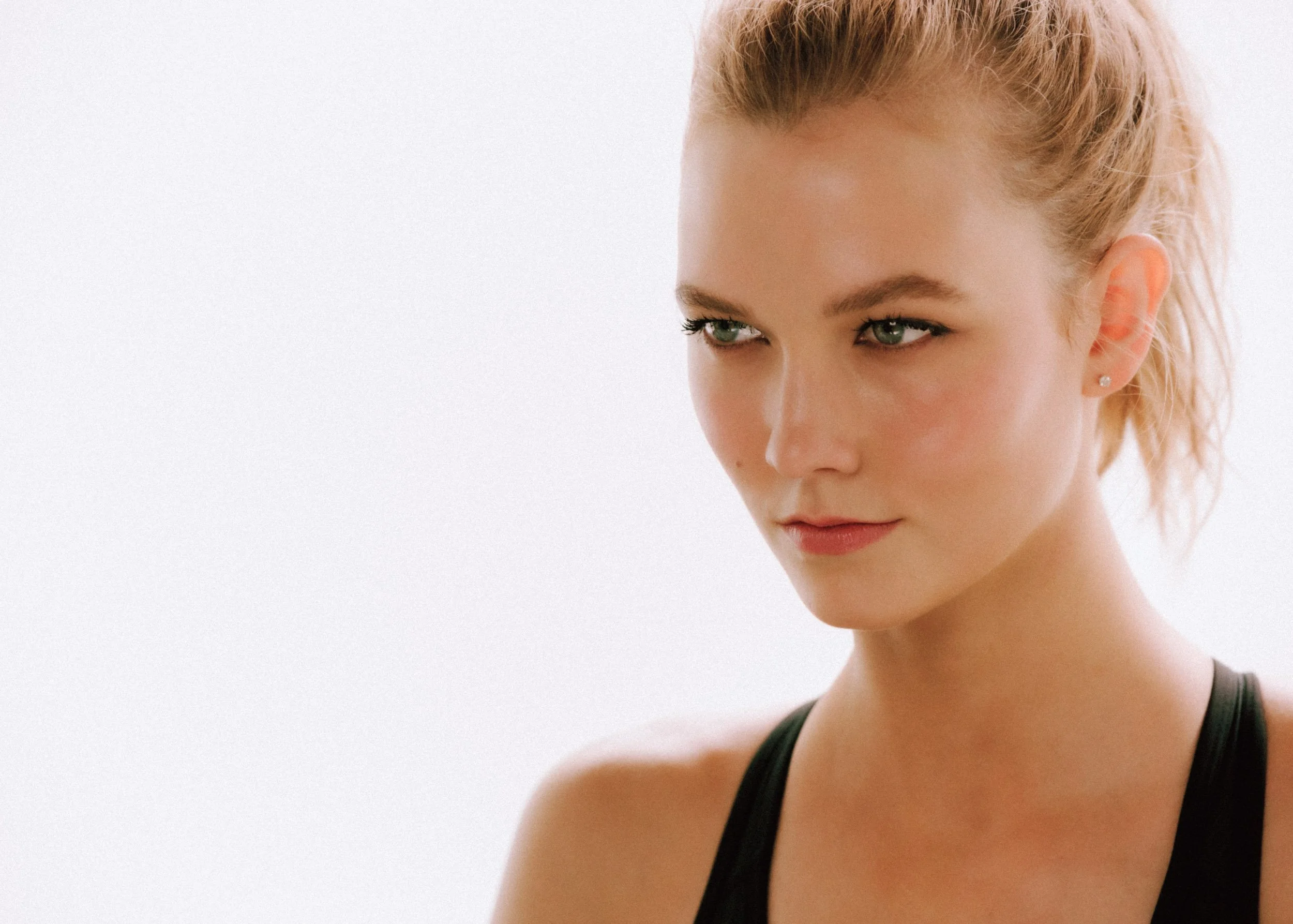 Karlie-Kloss-Huawei-Dan-Medhurst-6841.jpg