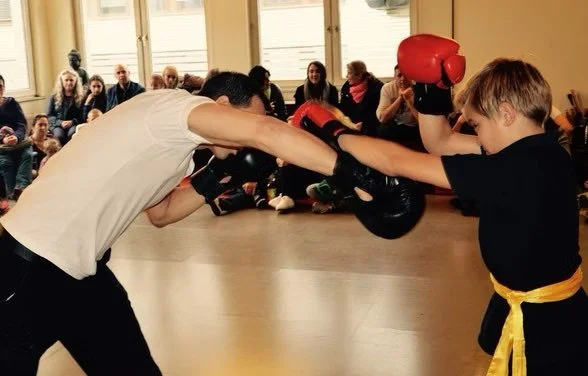 Hieb und Stichfest Selbstverteidigung Kinder Karlsruhe.jpg